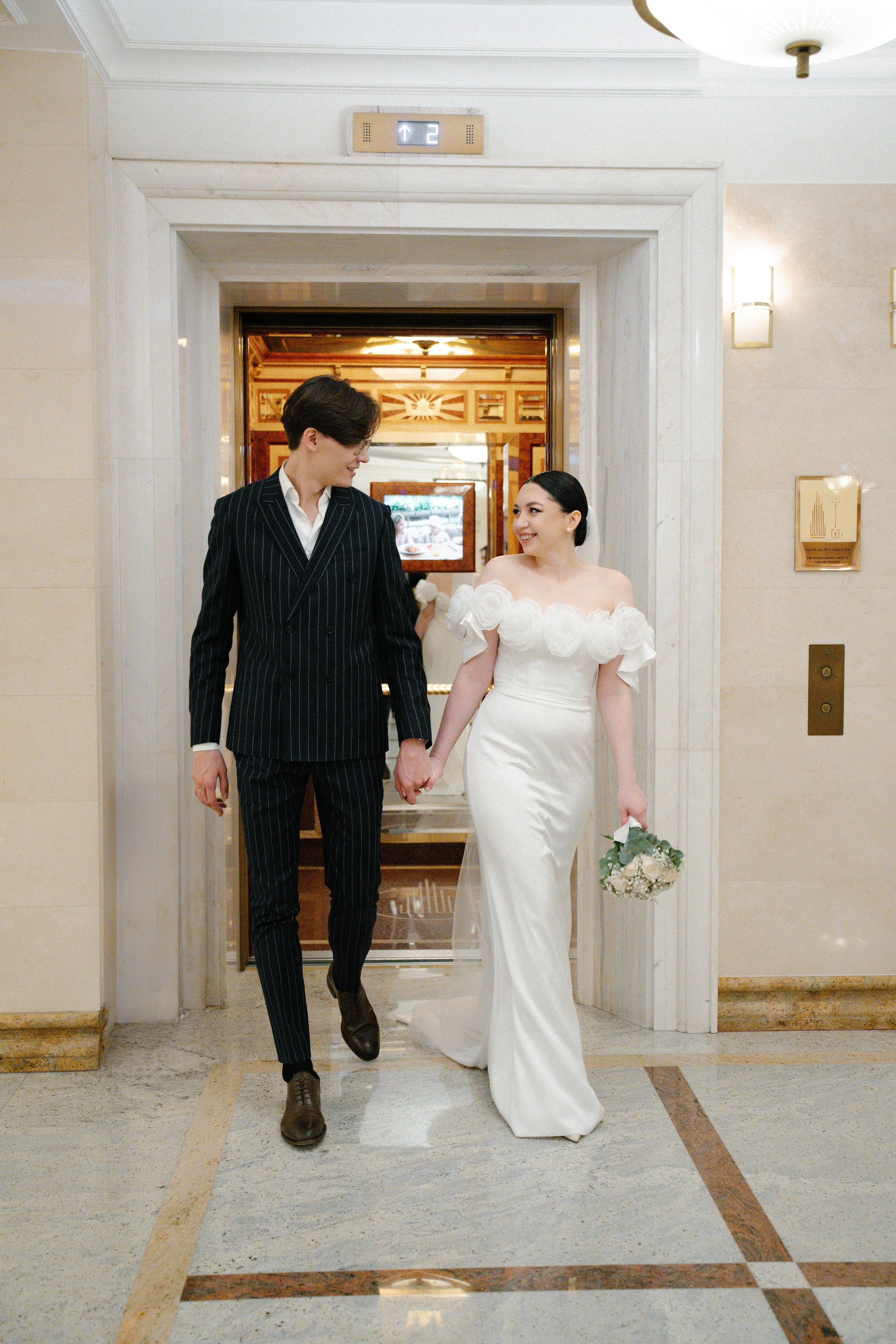 Свадебная фотосессия в гостинице Украина