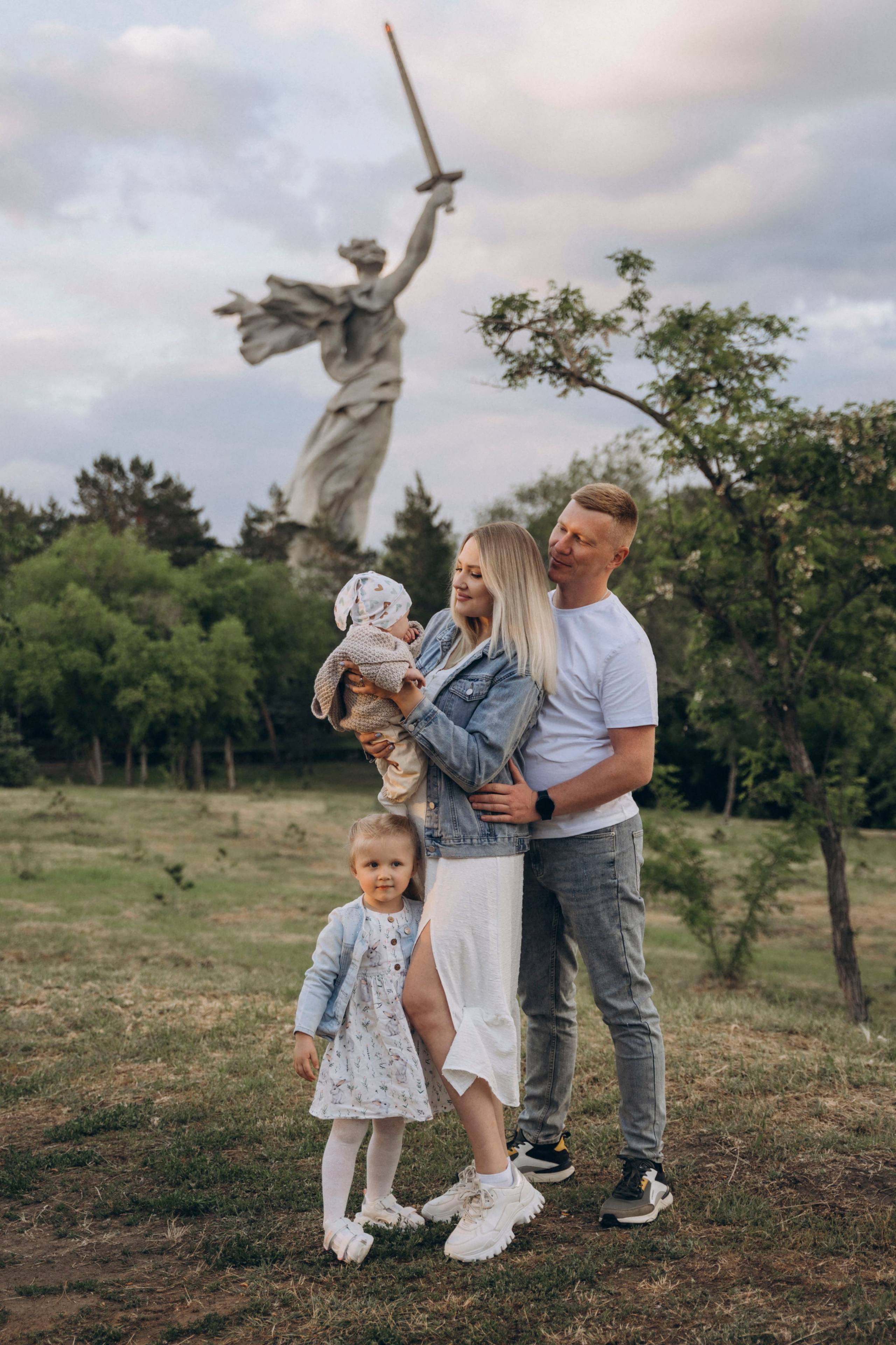 На улице. Фотограф Волгоград Ксения Устинова