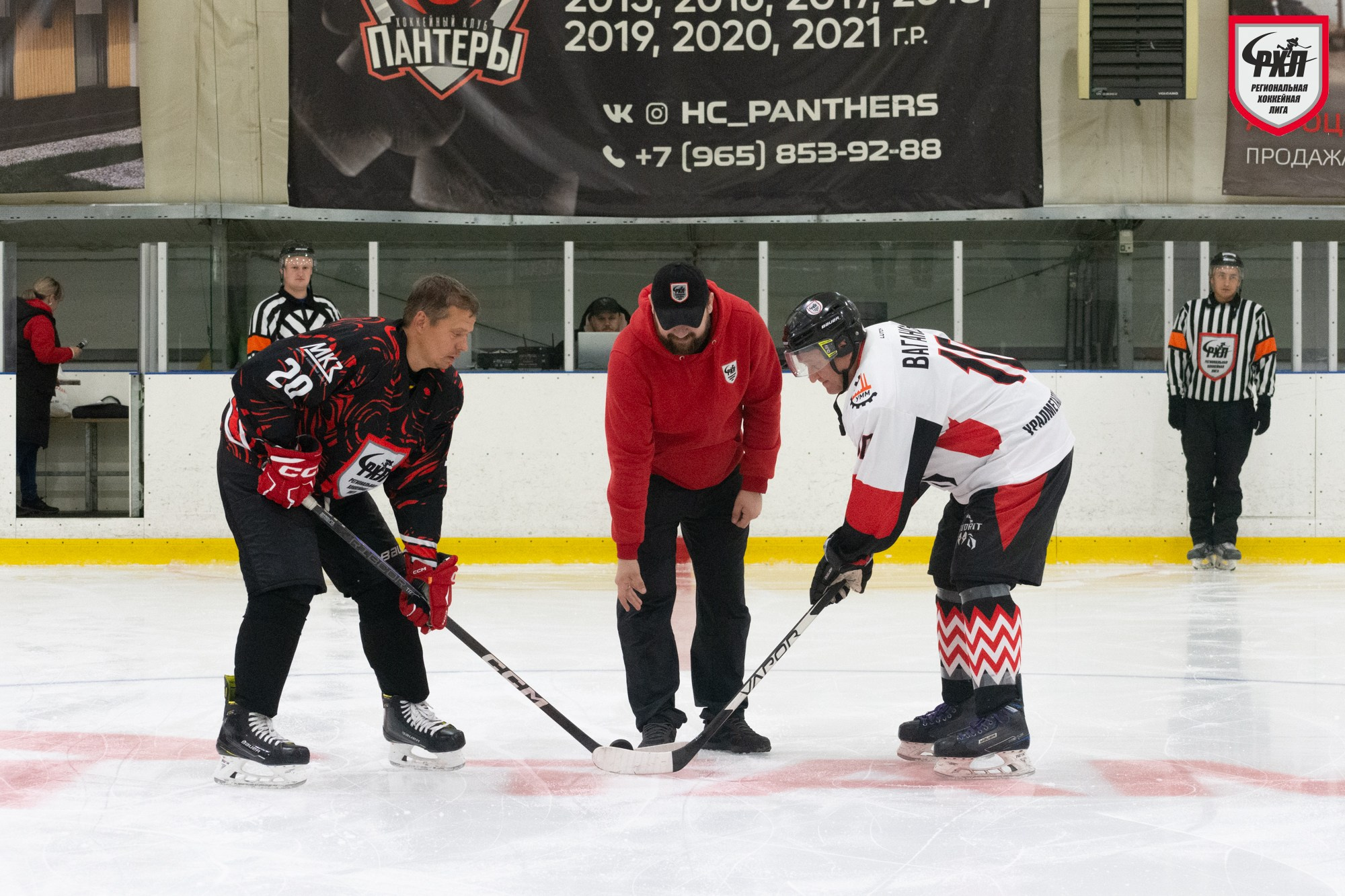 Хоккей. Фотограф Максим Буряк