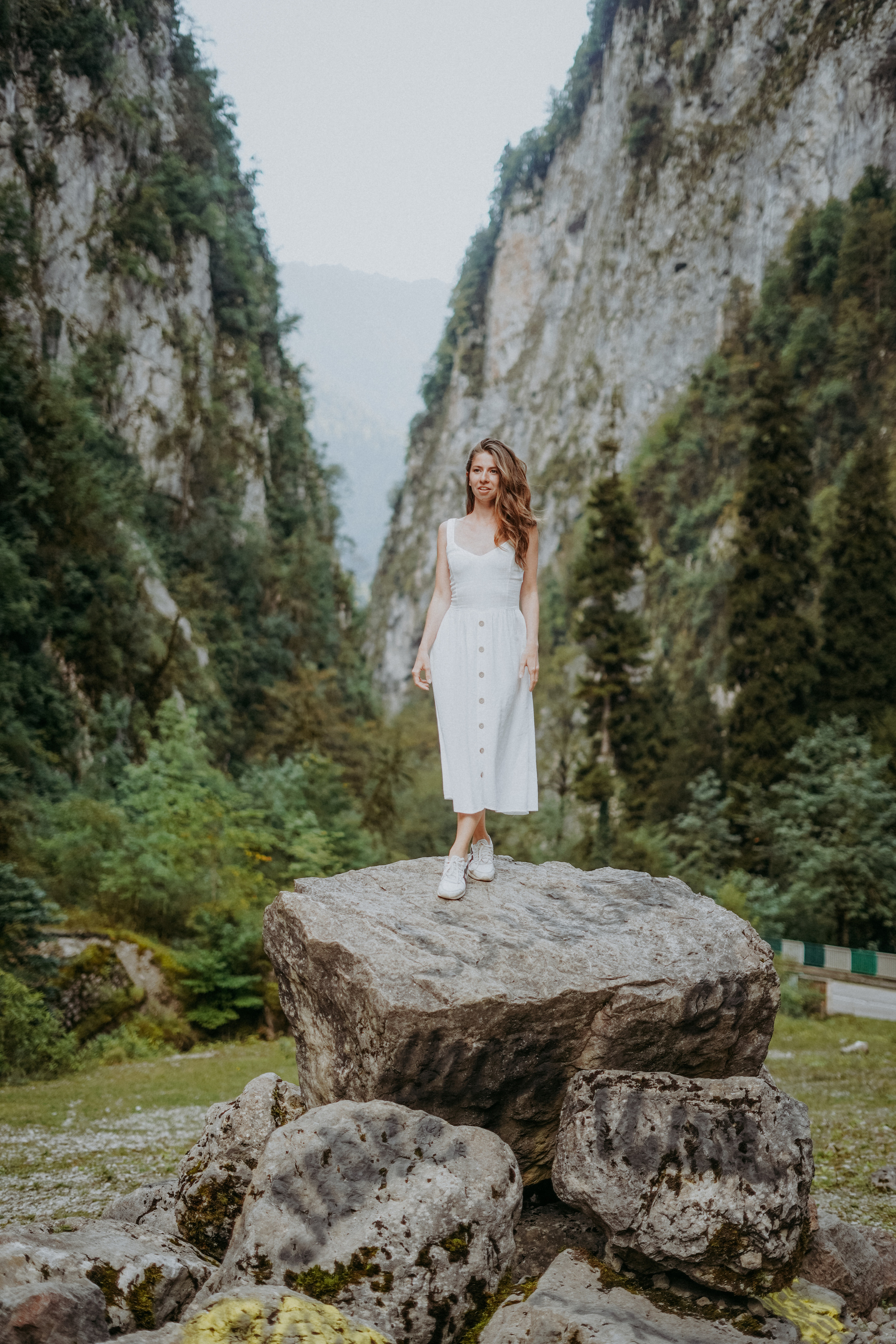 АБХАЗИЯ. ПИКНИК НА АЛЬПИЙСКИХ ЛУГАХ. Фотограф в Сочи и Абхазии | Фототуры | September Air