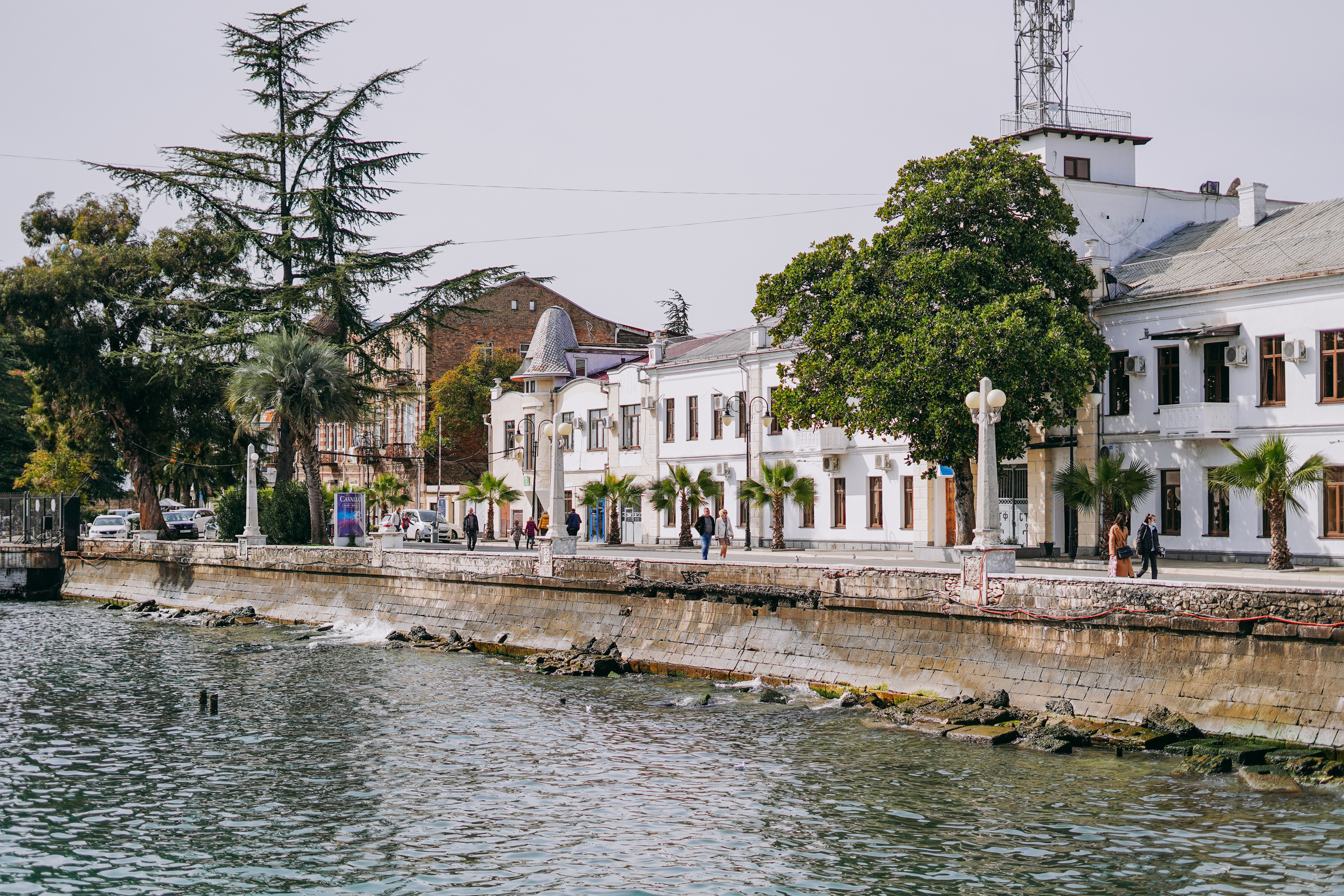 АБХАЗИЯ. ВОКРУГ СУХУМА. Фотограф в Сочи и Абхазии | Фототуры | September Air