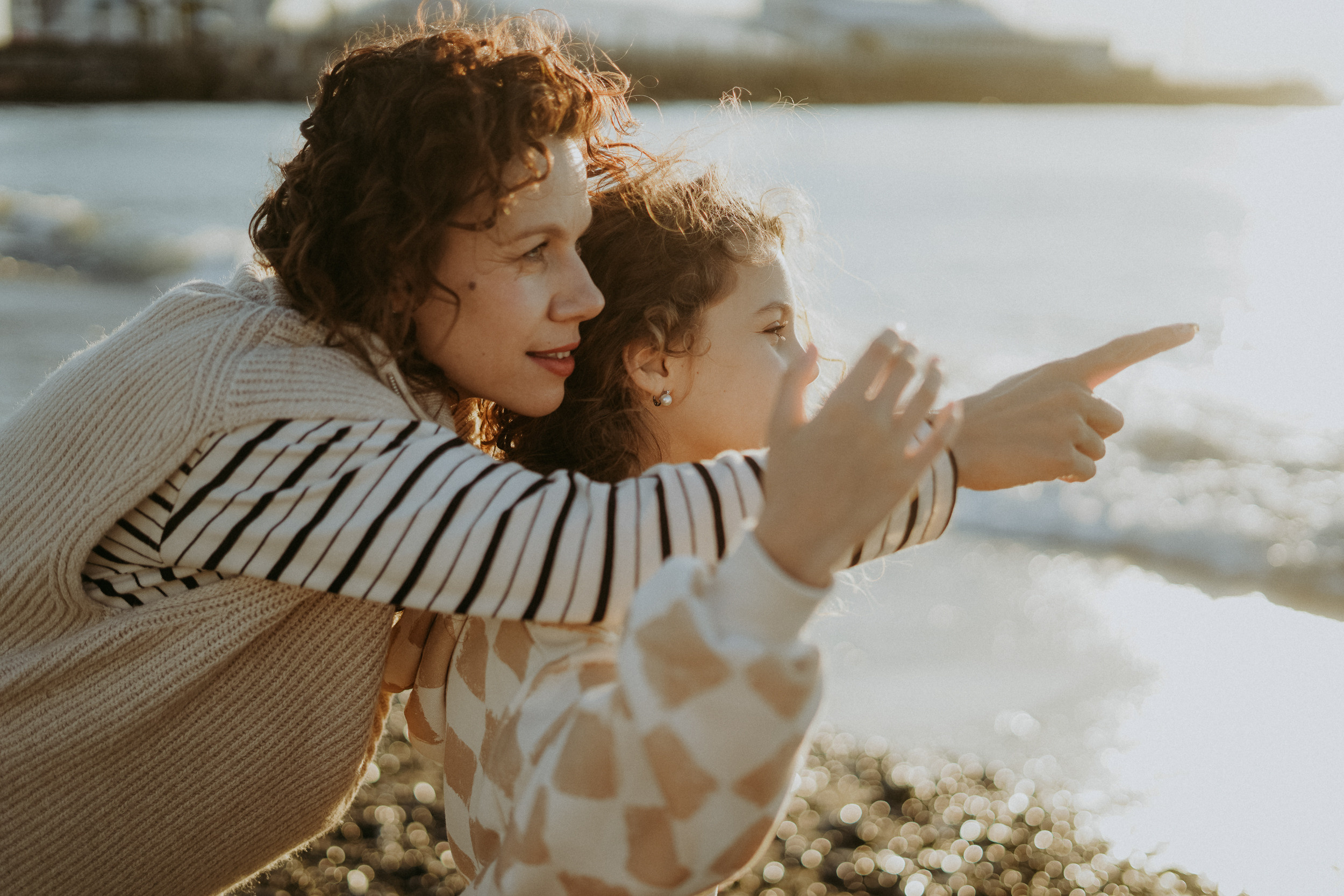 Светлана, Пётр, Ульяна и Маруся. Январская прогулка по пляжу Ривьера. Фотограф в Сочи и Абхазии | Фототуры | September Air