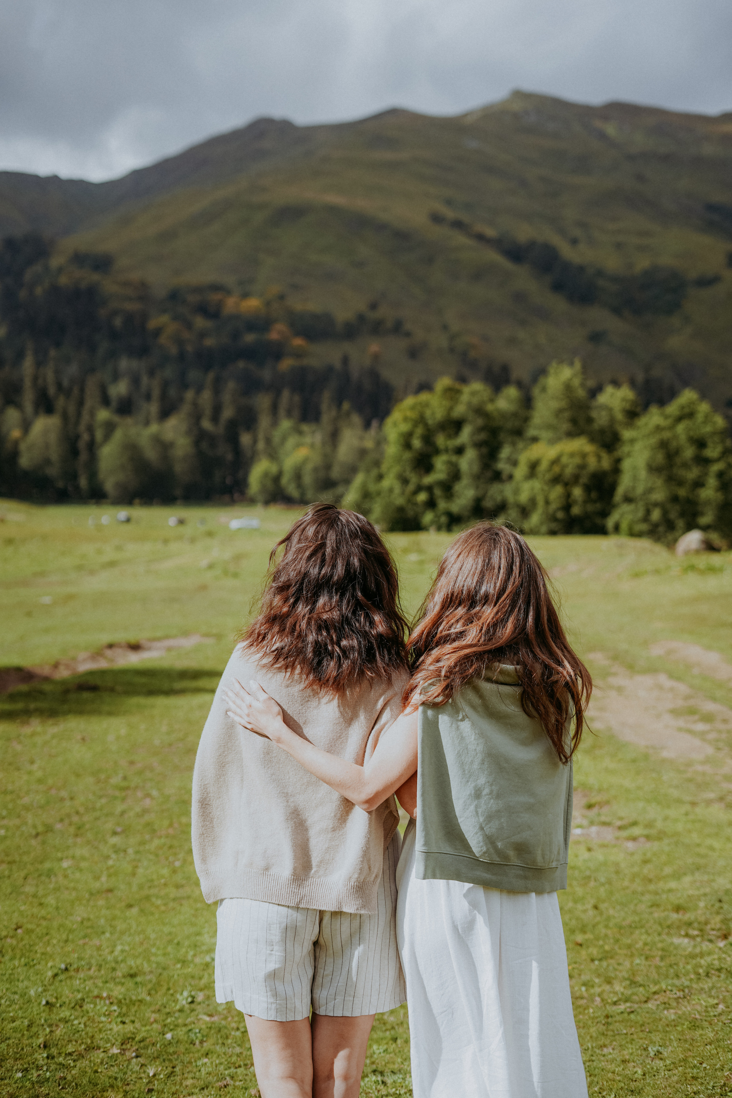 АБХАЗИЯ. ПИКНИК НА АЛЬПИЙСКИХ ЛУГАХ. Фотограф в Сочи и Абхазии | Фототуры | September Air