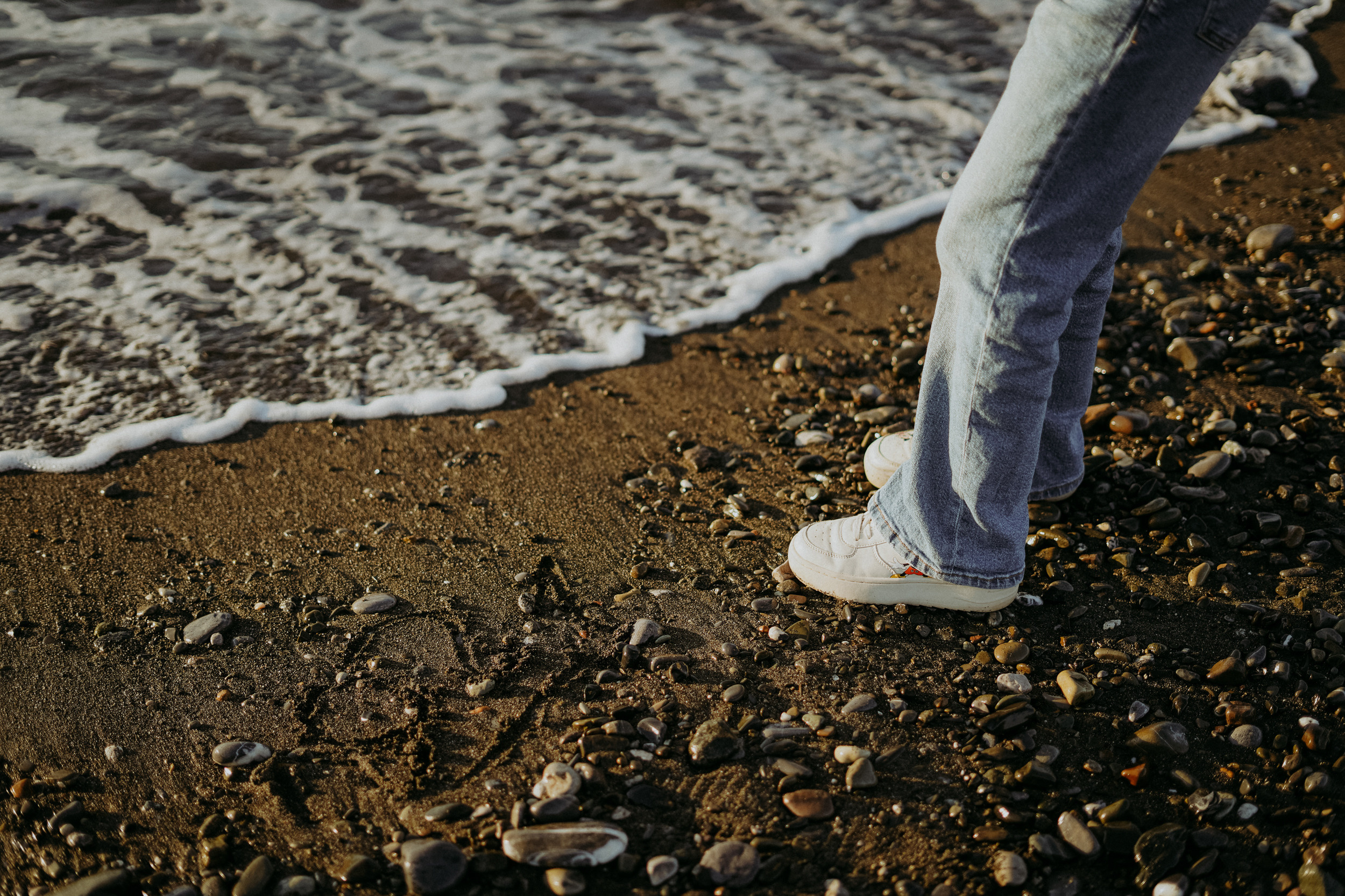 Светлана, Пётр, Ульяна и Маруся. Январская прогулка по пляжу Ривьера. Фотограф в Сочи и Абхазии | Фототуры | September Air