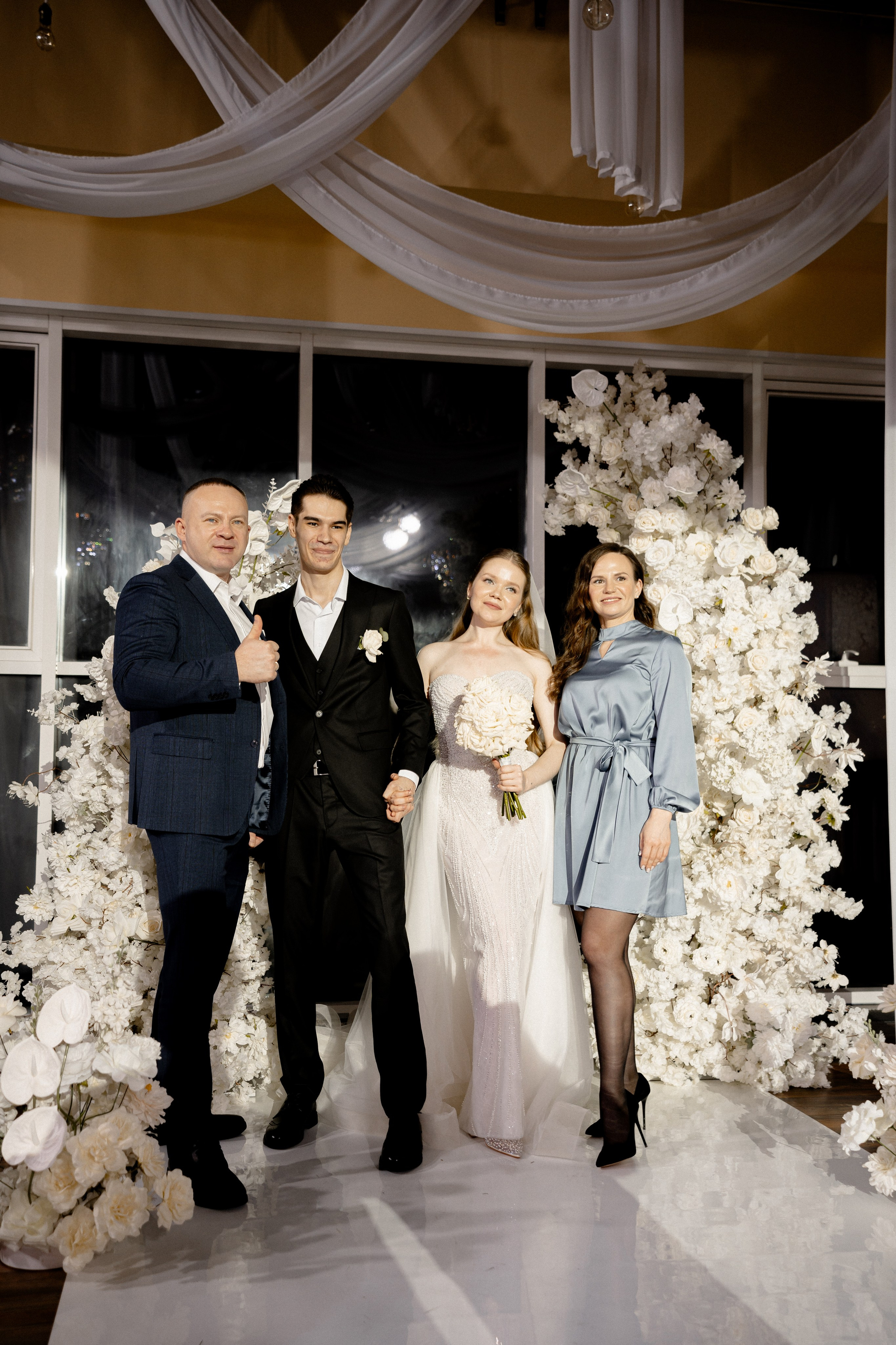 СВАДЕБНАЯ СЬЕМКА СБОРОВ В ОТЕЛЕ И ВЫЕЗД НА ЦЕРЕМОНИЮ (СНЯТО В СИБИРЕ В НИЖНЕВАРТОВСКЕ). Профессиональный фотограф, Санкт-Петербург — Виктория Богомолова