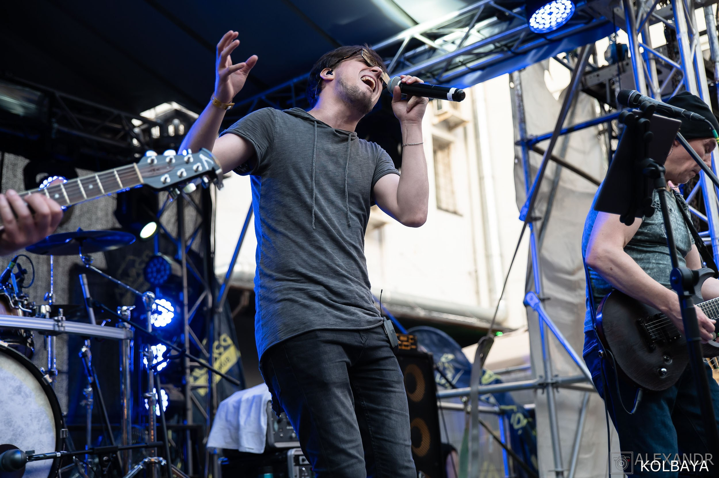 Фоторепортаж с мэшап концерта группы Черный Обелиск 4 июля 2024 года. Концертный и театральный репортажный фотограф в Москве Александр Колбая