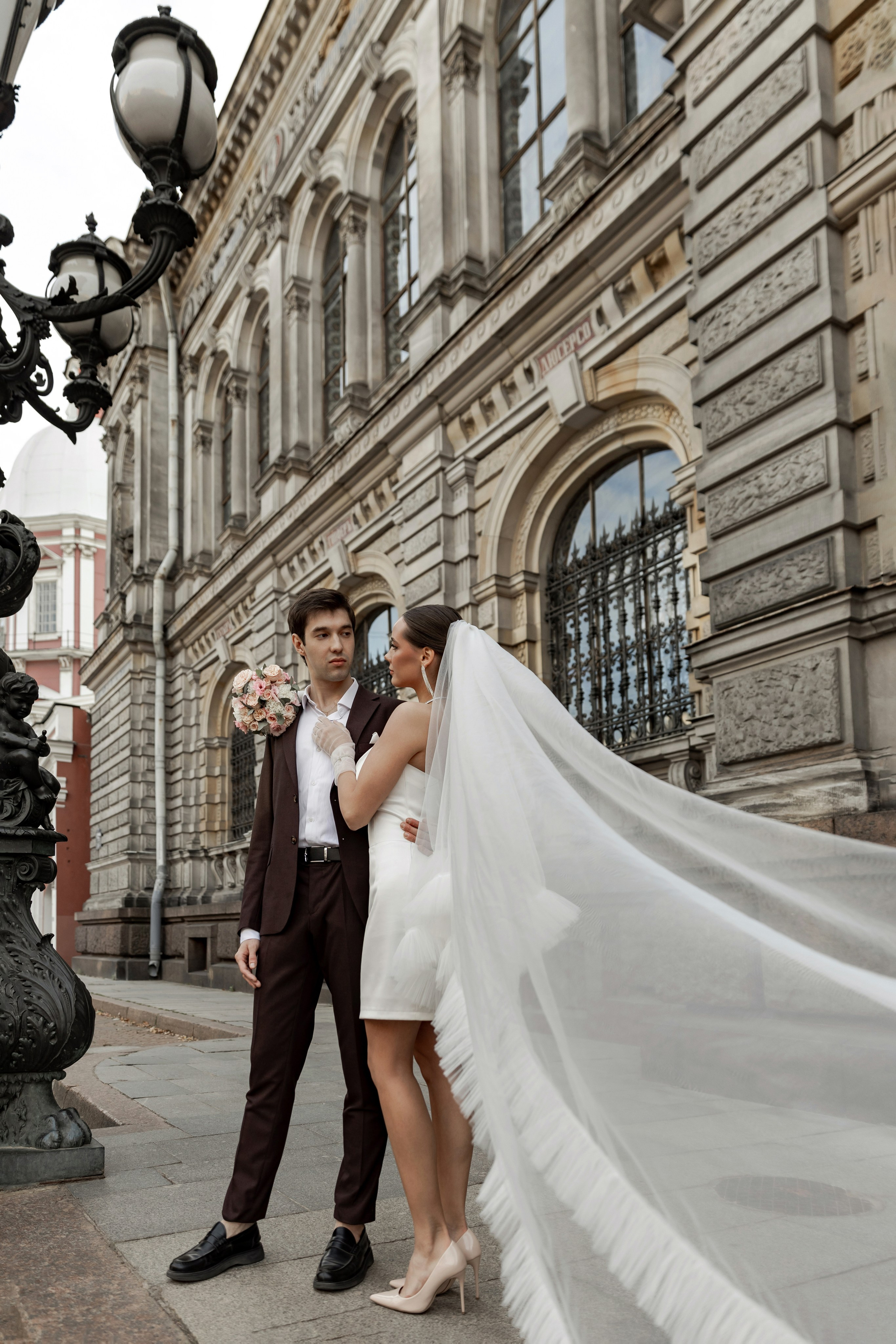 Свадьба в городе. Валерия и Тимофей. Свадебный и портретный фотограф в Санкт-Петербурге Надежда Чечулина