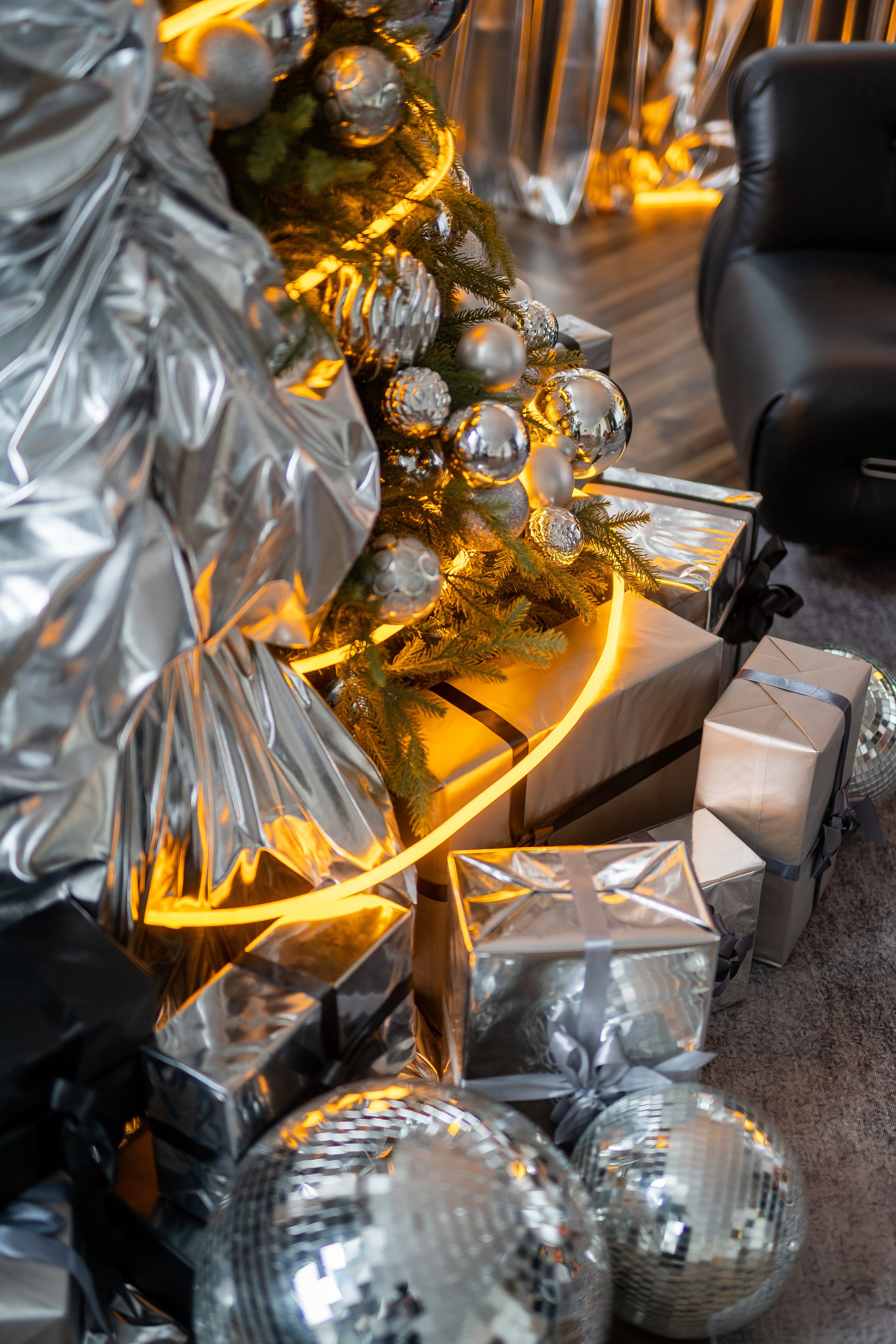 Фотостудии новый год 2025. Профессиональный фотограф Максим Романов в городе Хабаровске