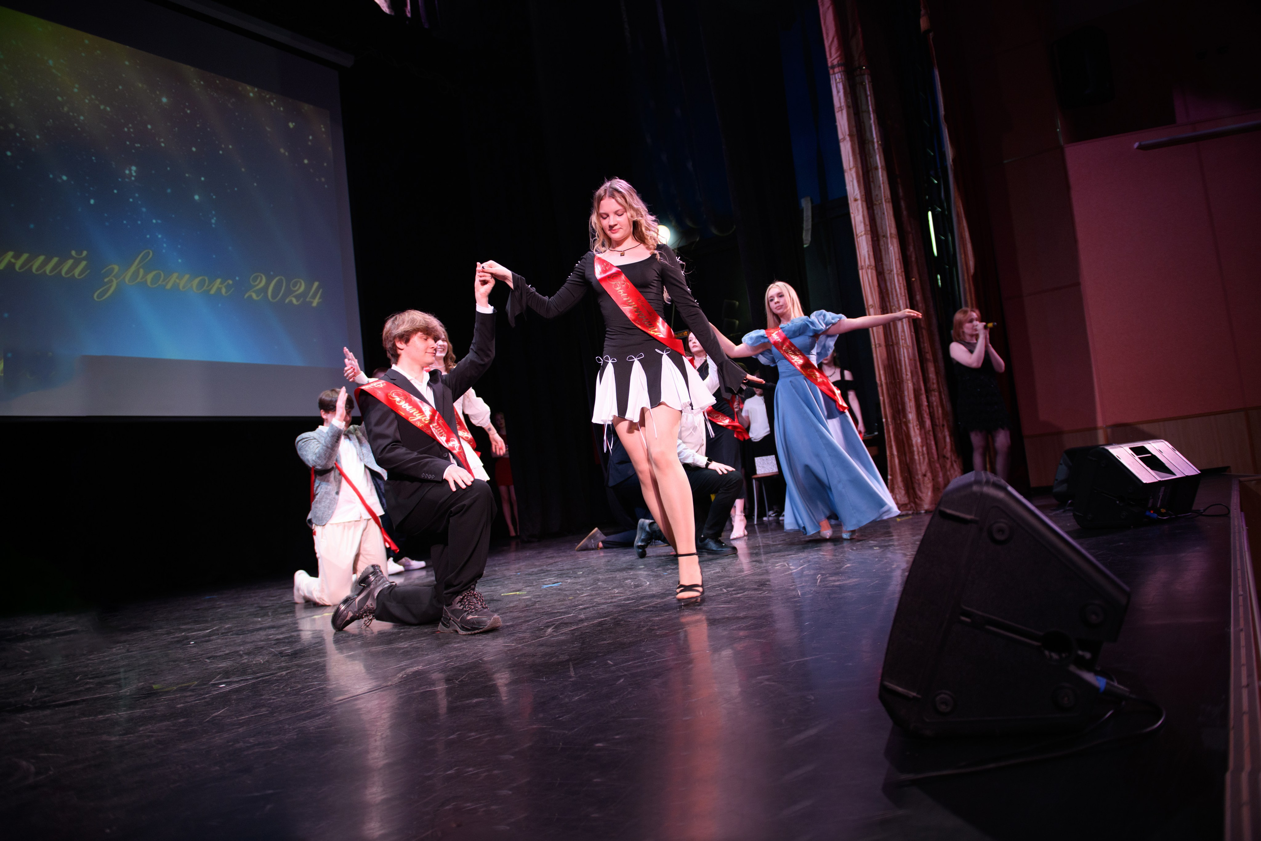 Фотосъёмка торжественного вечера выпускников. Организация и проведение фотосъемок в Санкт-Петербурге. Фотограф Смирягин Илья