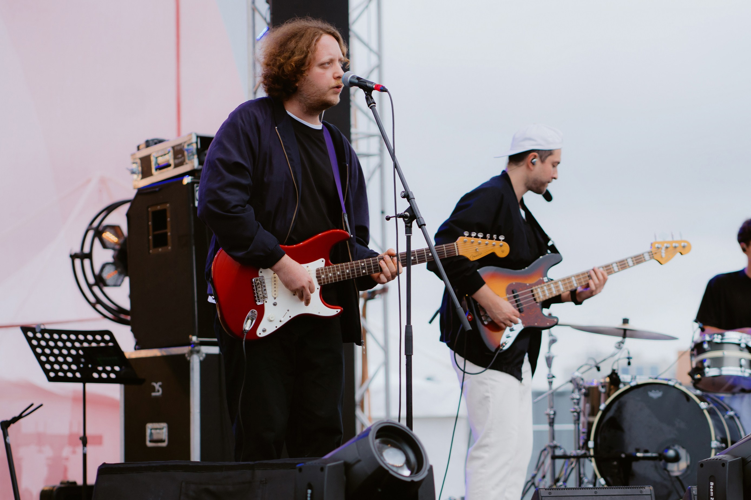 Dvor mega music festival. Photographer — ERASTOV