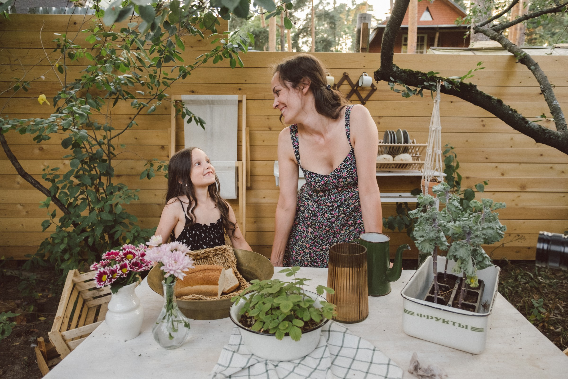 На даче. Свадебные и семейные фотографы в Москве Максим и Оксана Первомай