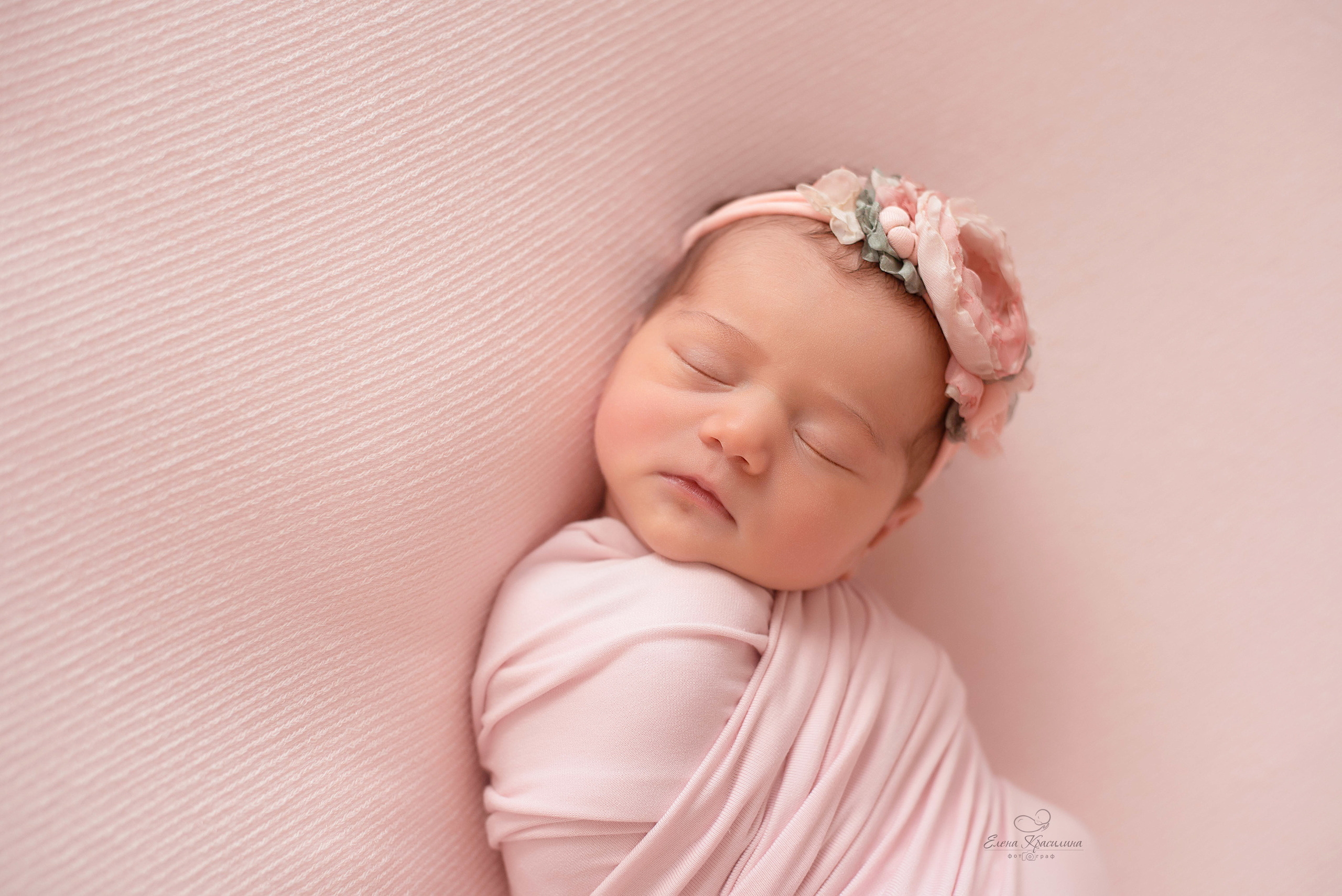 Фотосъемка новорожденных (ньюборн) детей в г. Ярославль и Ярославская. Профессиональный фотограф Елена Красилина г.Ярославль, г. Рыбинск