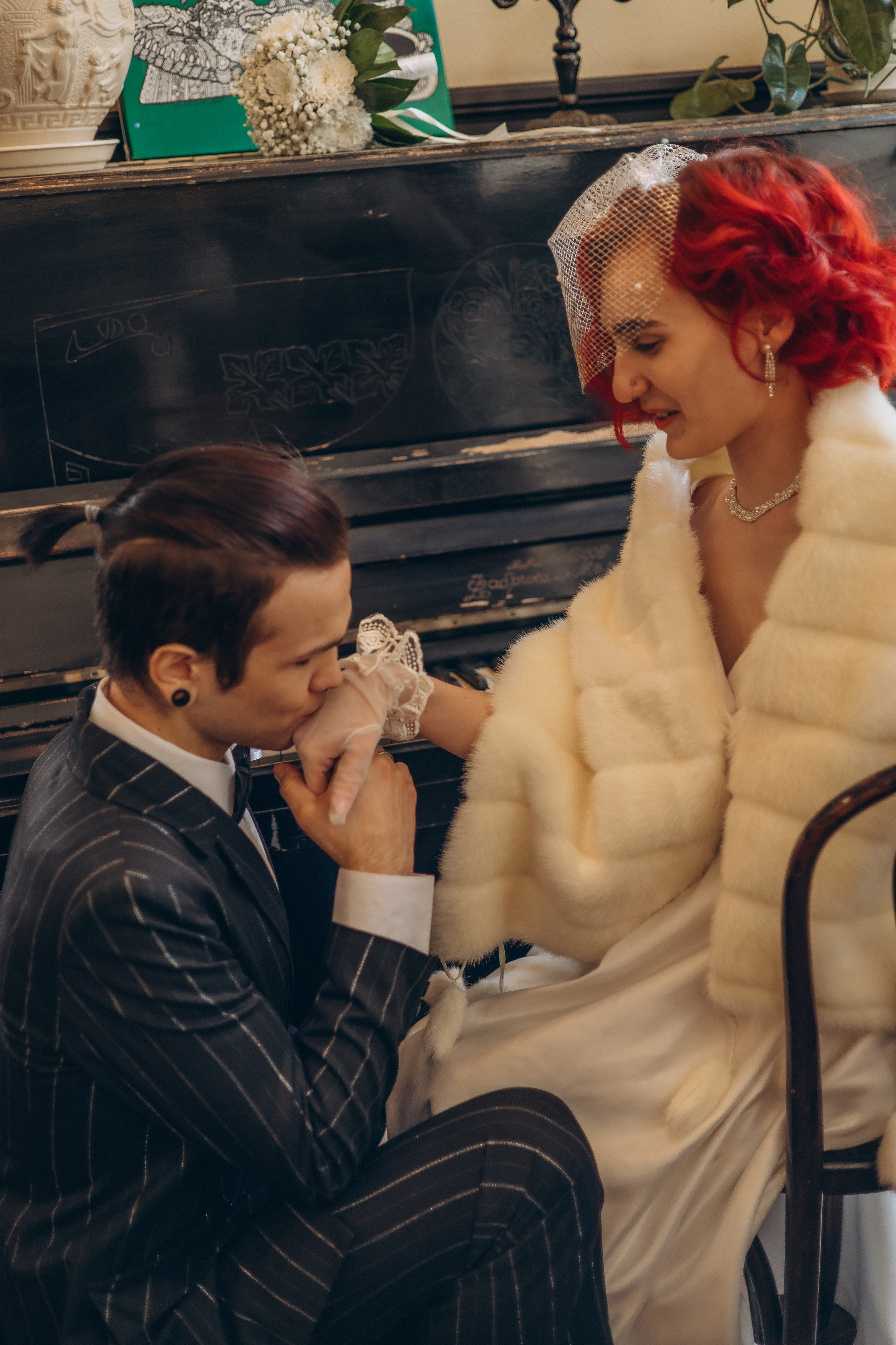 Свадебная фотосессия в загс. Семейный, детский, женский фотограф в Новосибирске Оля Борисова