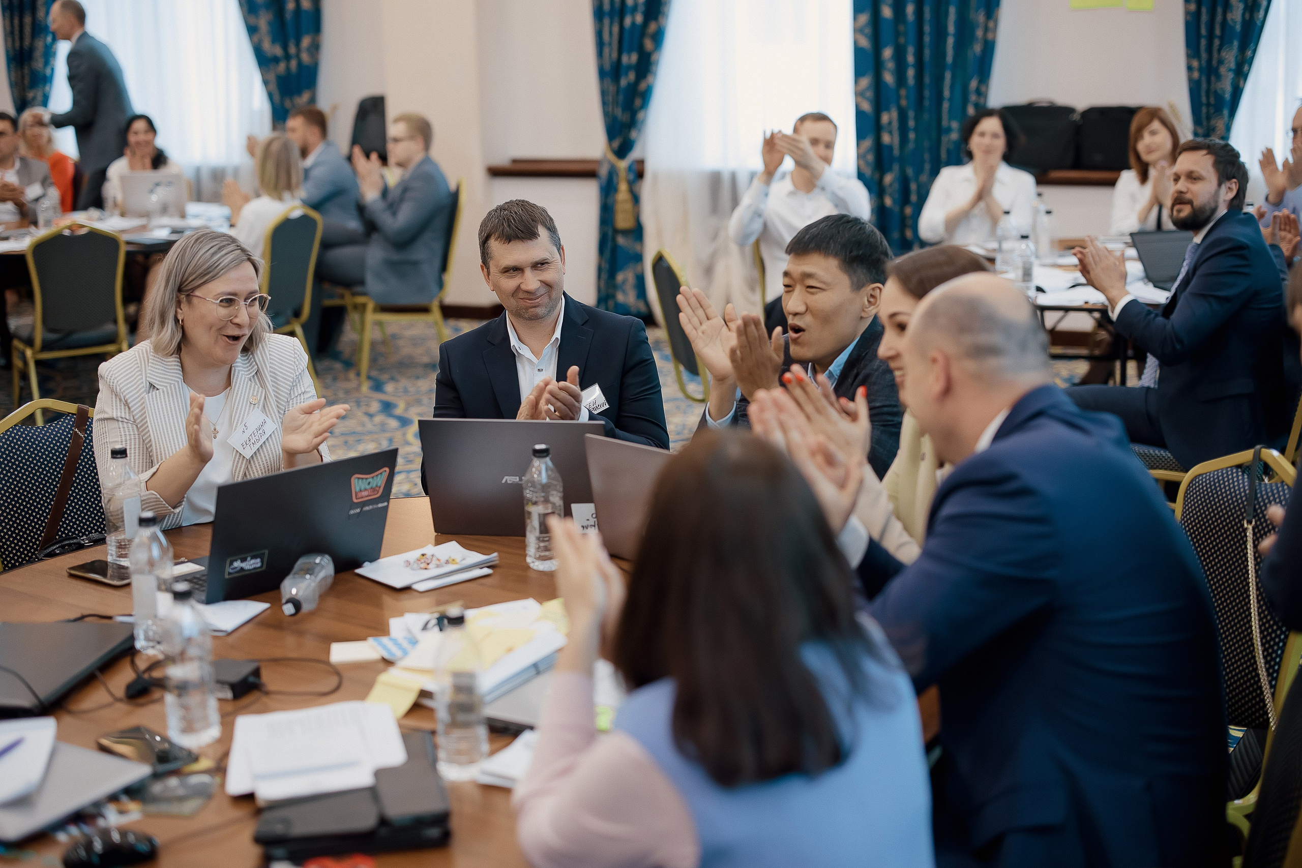 Конференция. Свадебный фотограф