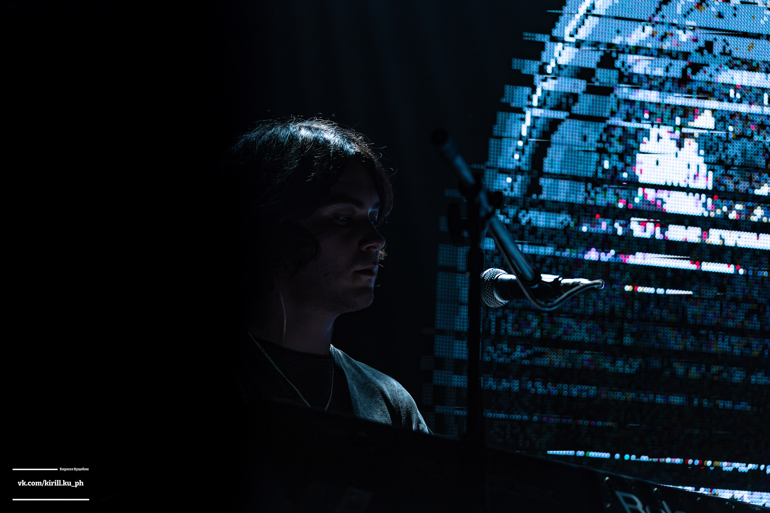 Концерт polnalyubvi в клубе Фабрика, Екатеринбург. Репортажный фотограф Екатеринбург | Яркий, качественный репортаж | Концерты, клубы, репортаж, праздники, корпоративы