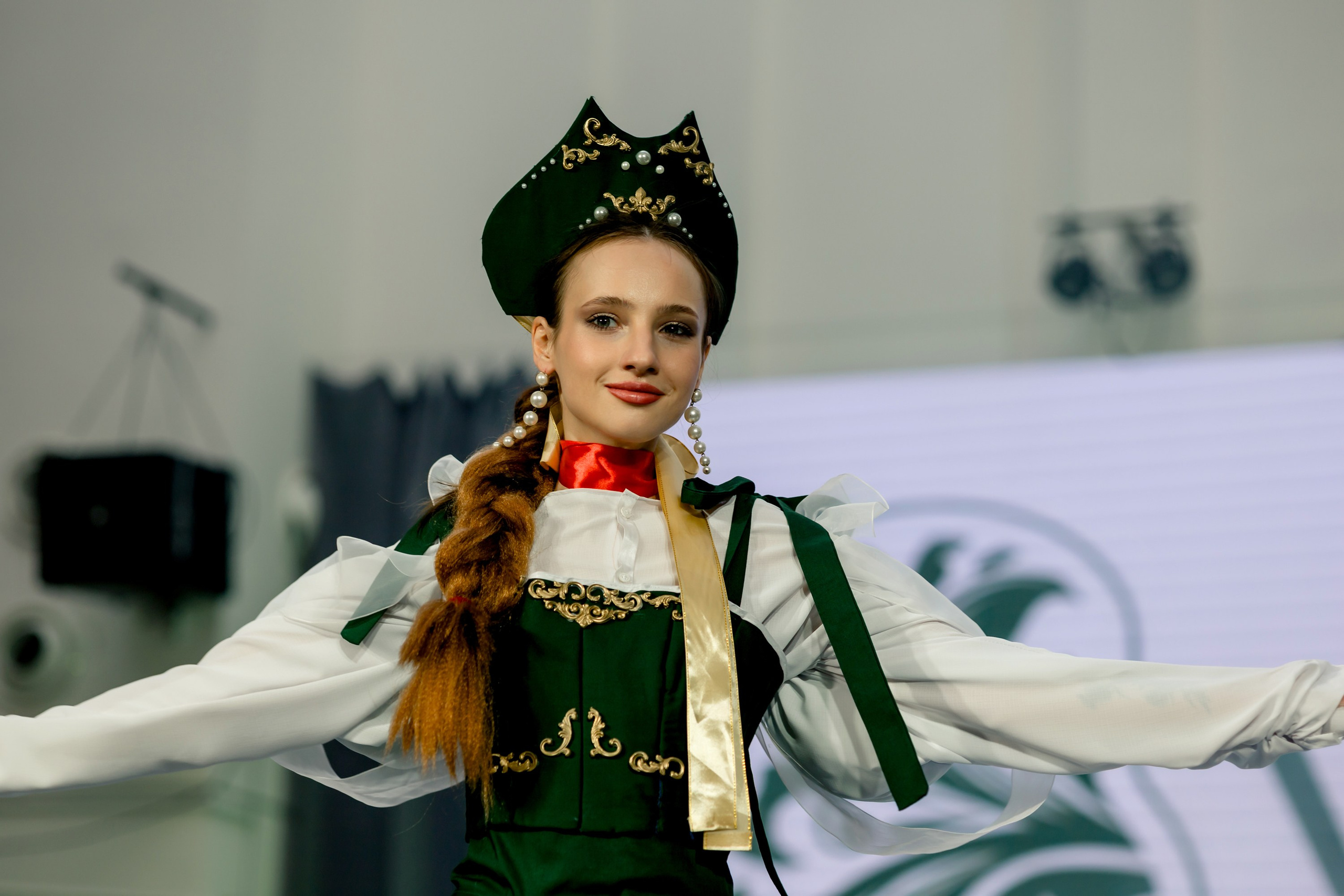 Smolensk Fashion Week 2025_День 2_Смоленская матрешка. Главная