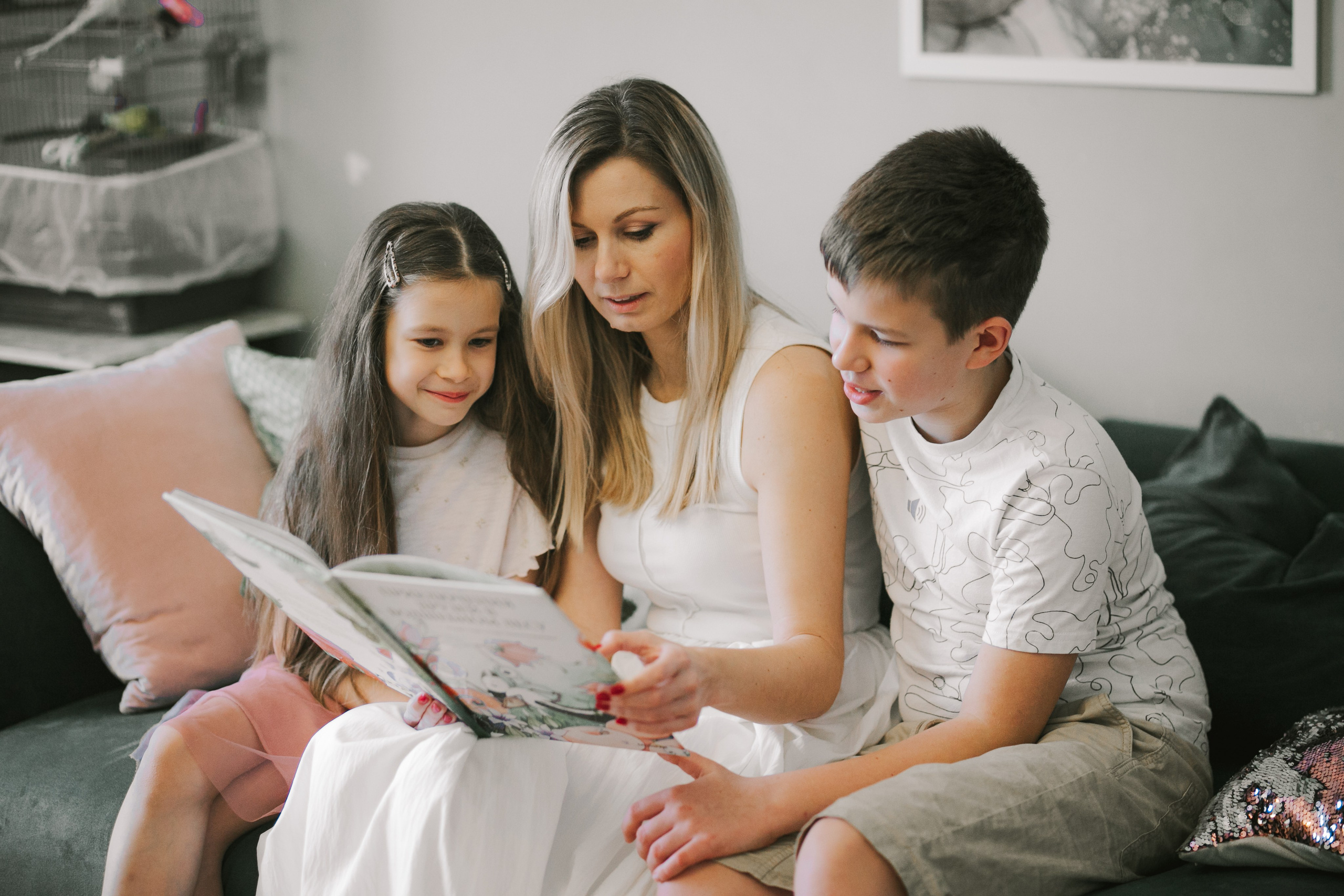 Василий и Ирина с детьми. Домашняя съемка. Фотограф в Крыму