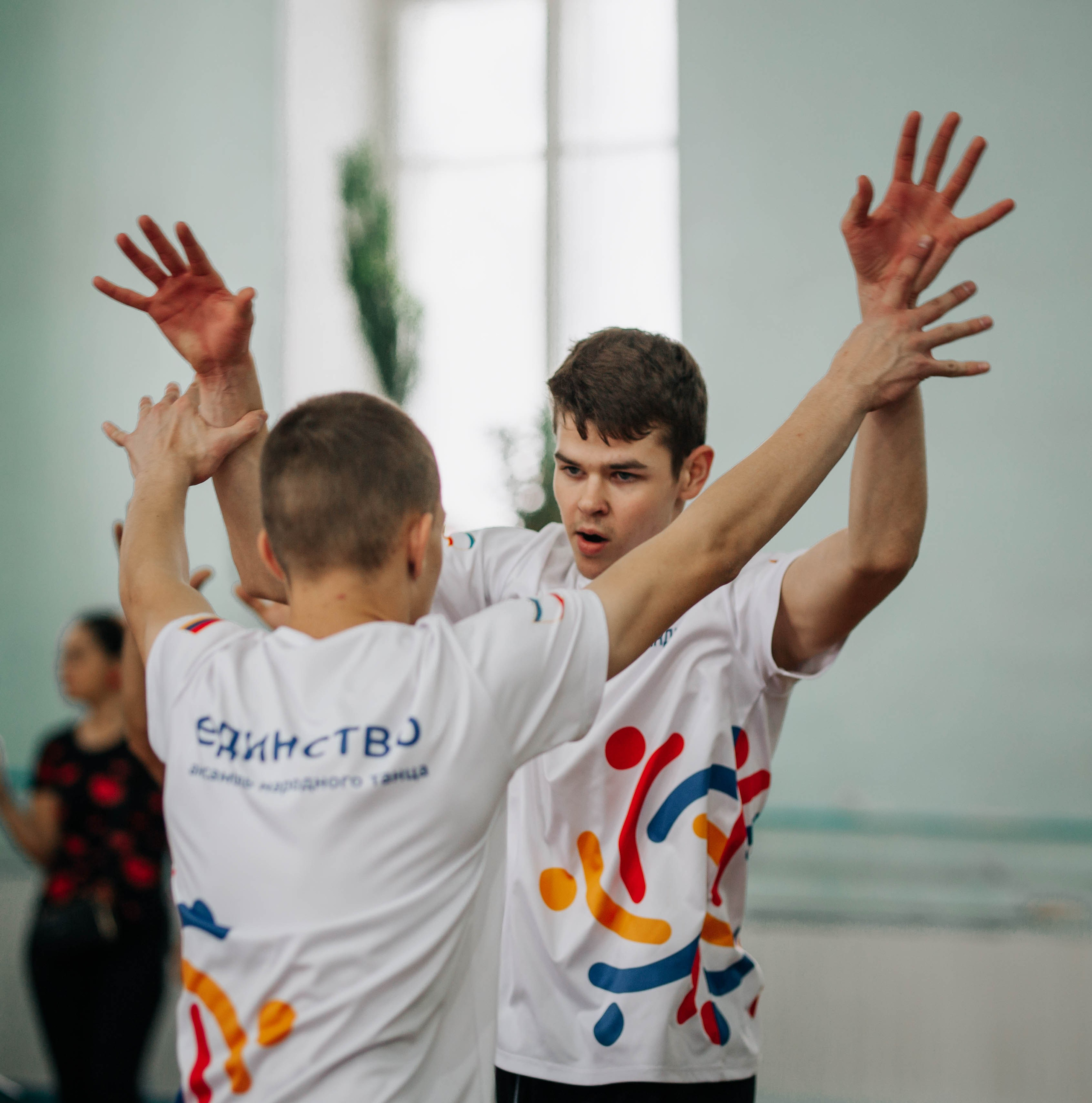 Тренинг танцевального коллектива армянского танца «Единство». Фотограф в Крыму