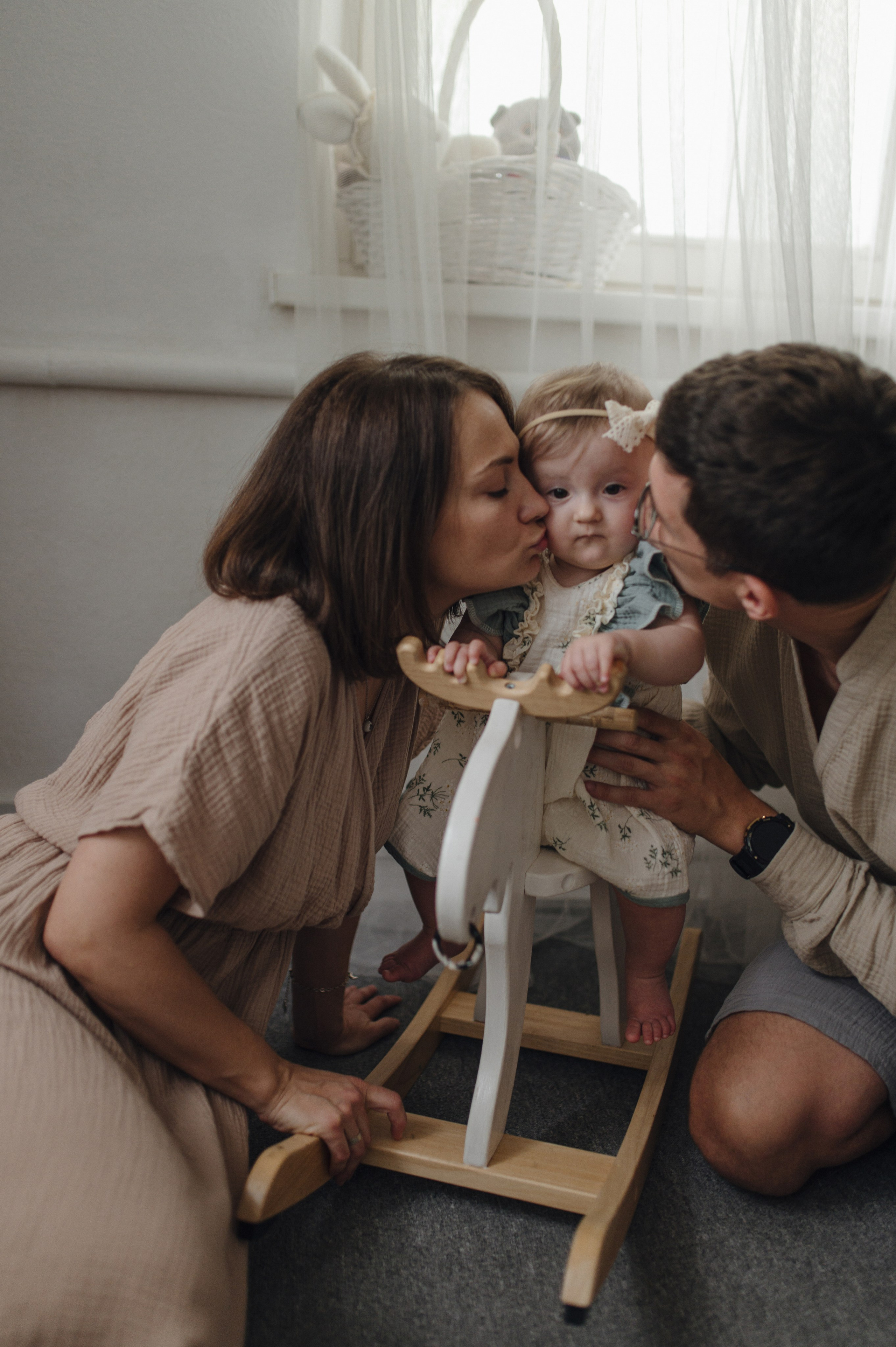 Ульяна, Яша и Лия. Домашняя история. Свадебный фотограф Москва и Санкт-Петербург. Анастасия Чудина