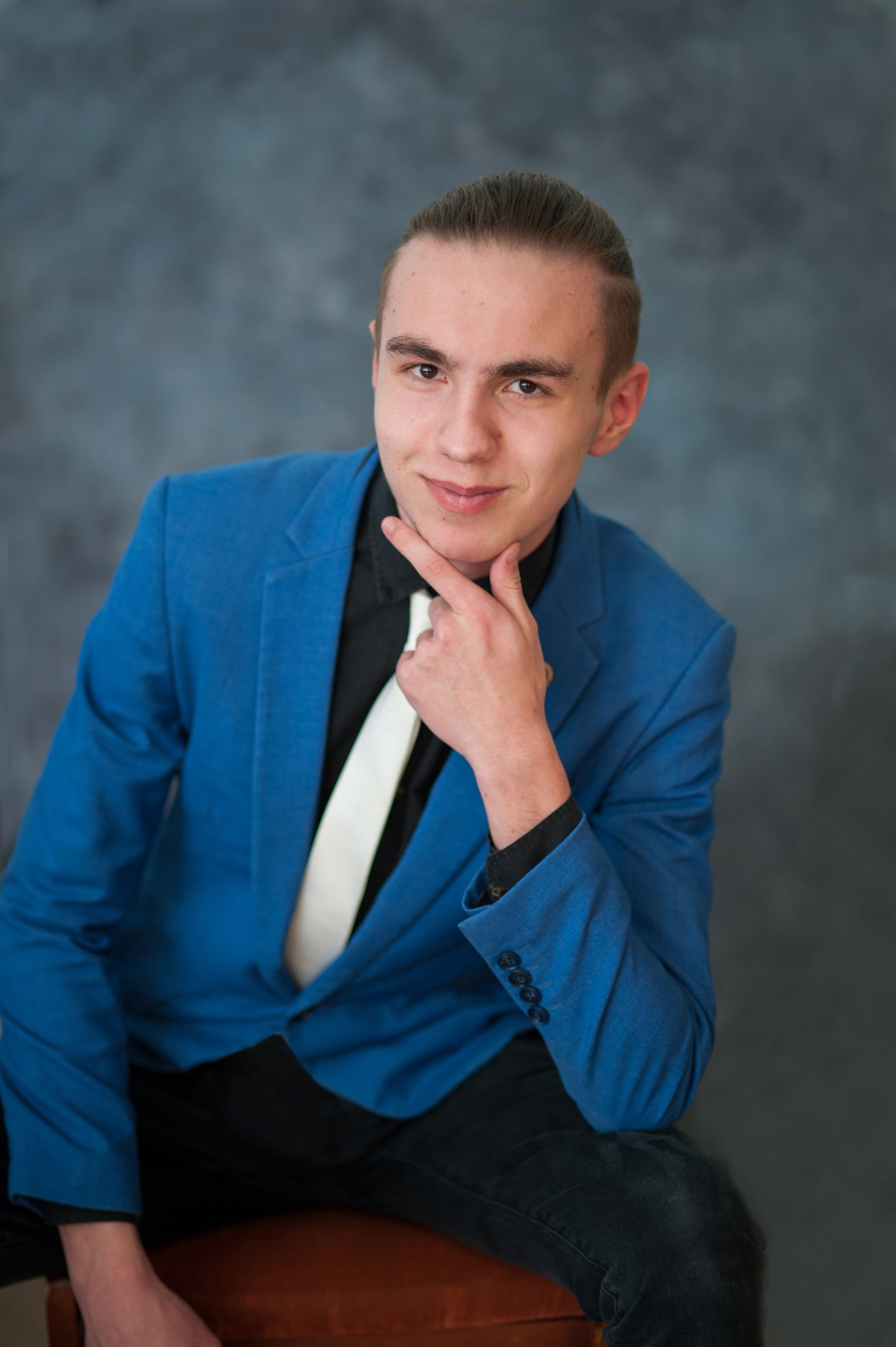 Портреты старшеклассники. Выпускной альбом Чехов, Подольск, Москва