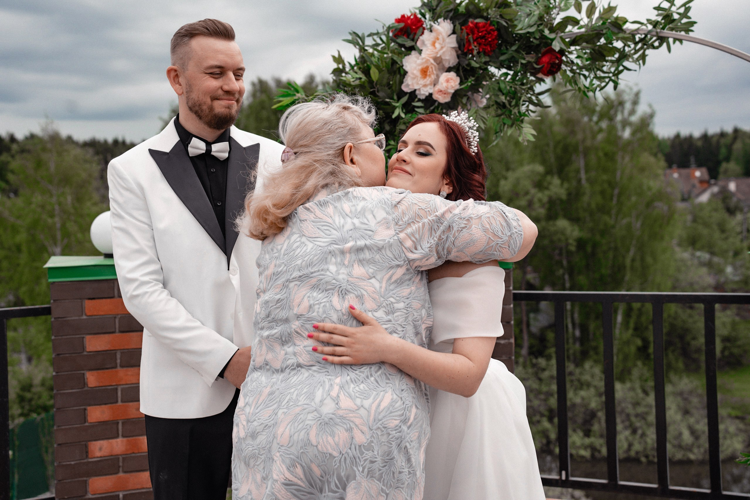 Свадебная фотосессия в Loft «Manhattan» в Пучково. Свадебный фотограф в Пучково