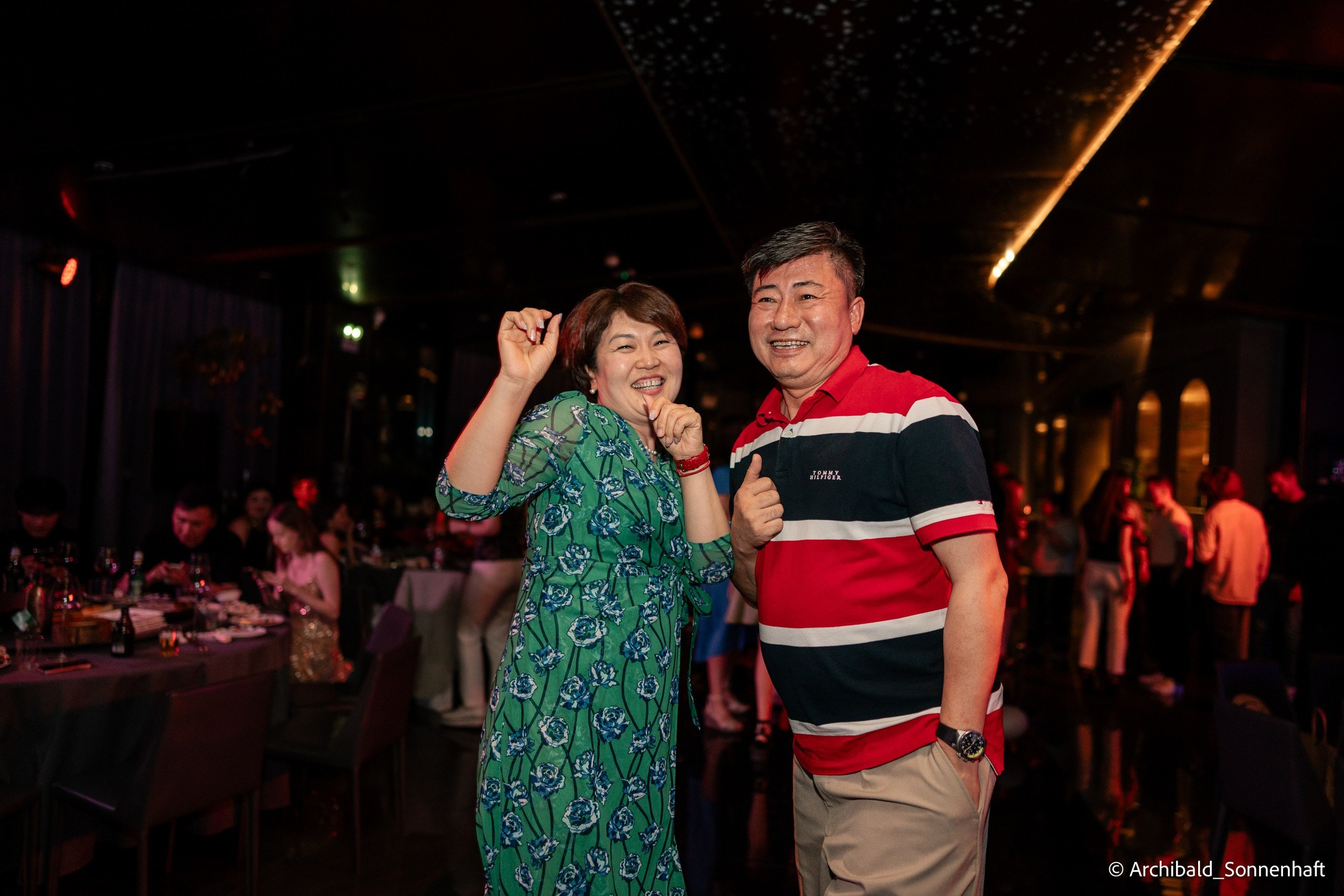 Georgian party. Photographer in Guangzhou, China. Archibald Sonnenhaft