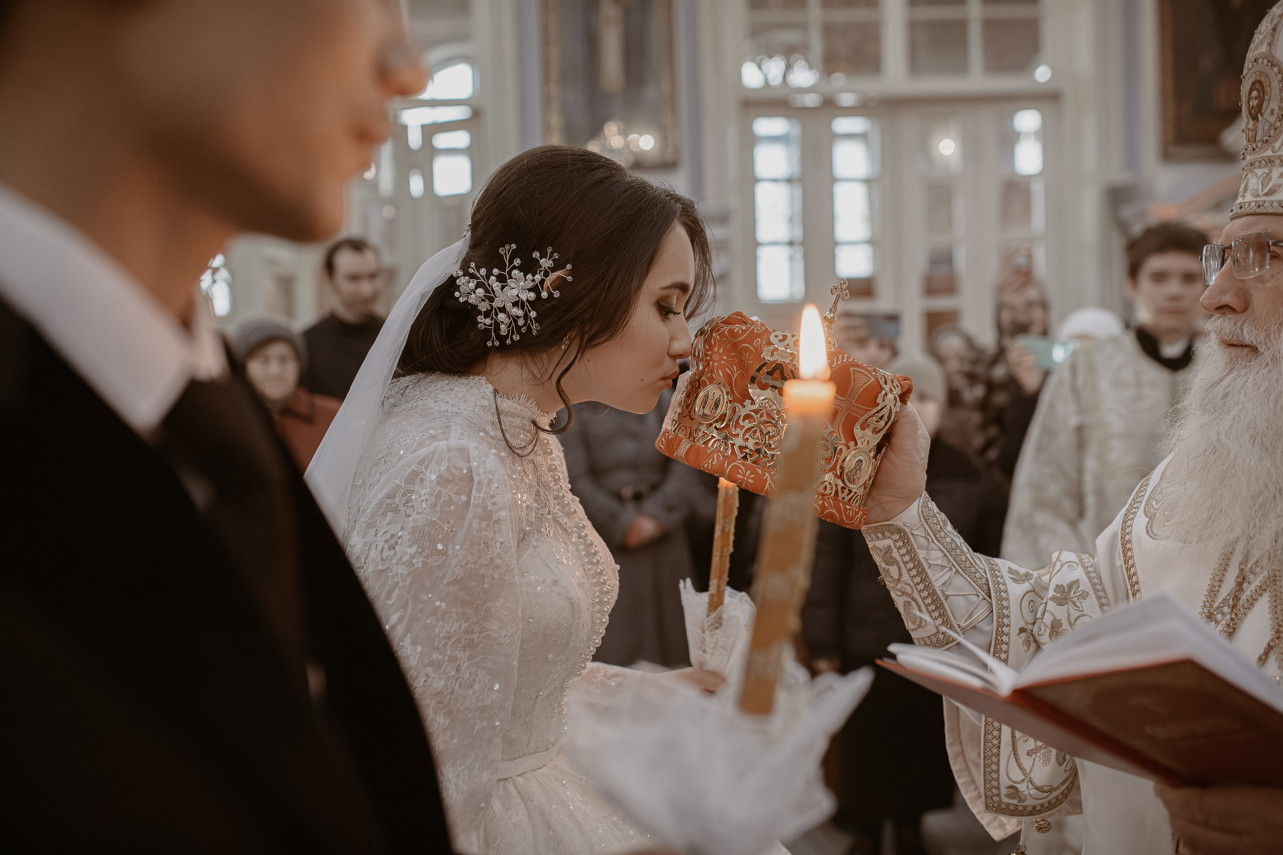 Митрополит Викентий совершил таинство Венчания. Фотограф на Крещение и Венчание в Ташкенте