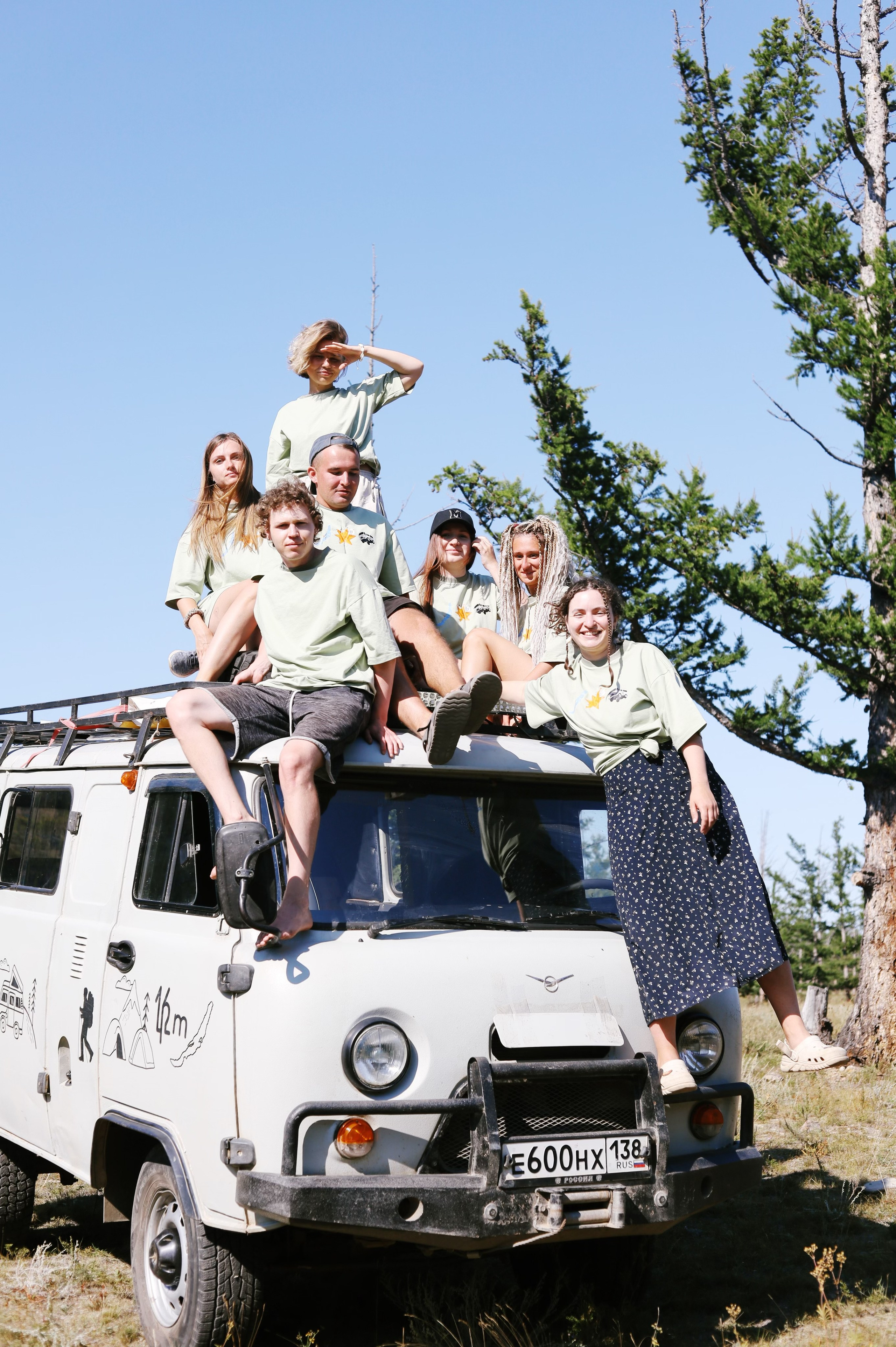 Лето 2024 / палатки. 1642 — первый лагерь для взрослых на Байкале