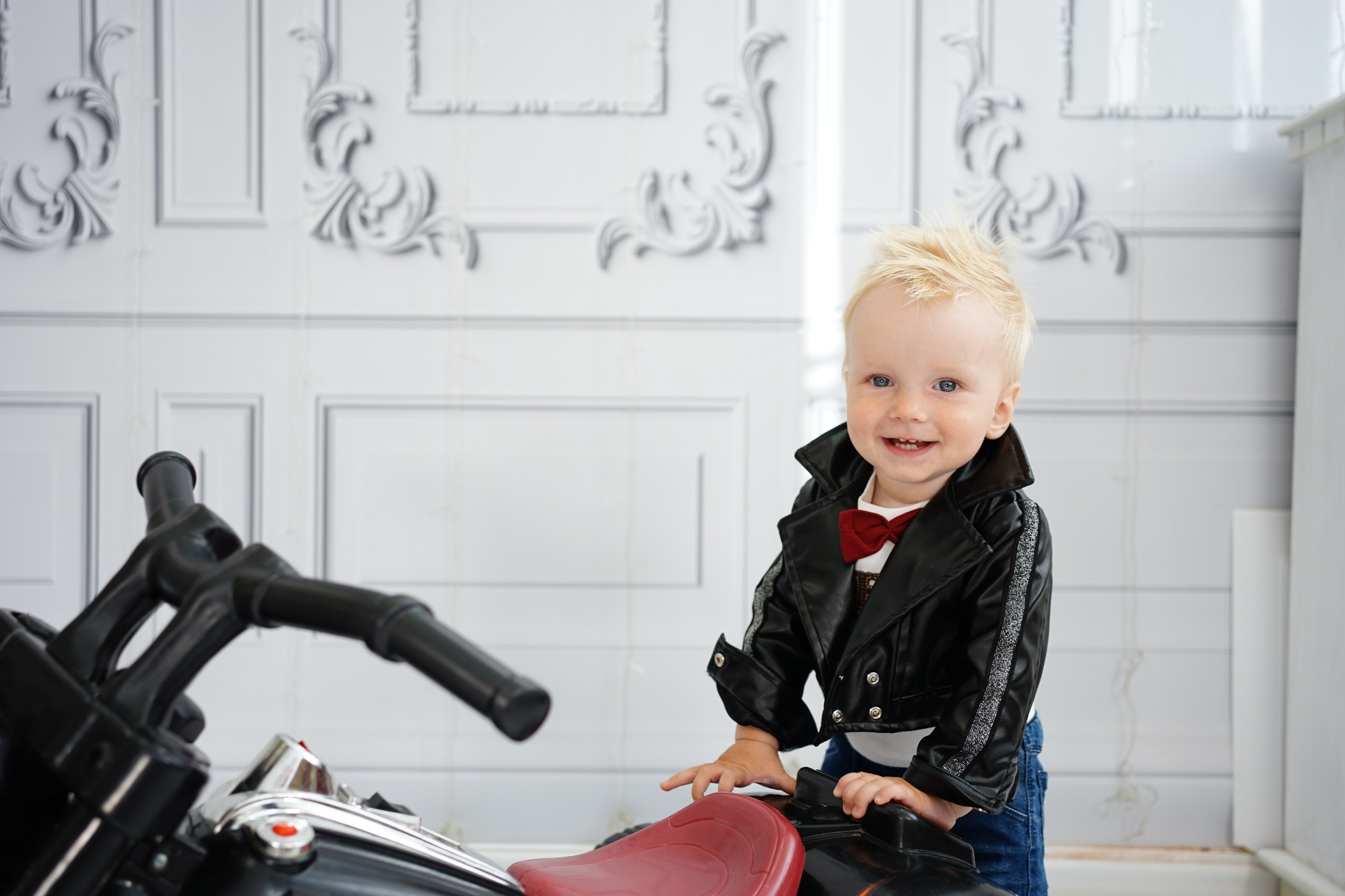 Фотосессия на Годик для Мальчиков. Детская Фотостудия ГОДОВАСИКИ в Санкт-Петербурге фотосесия на годик