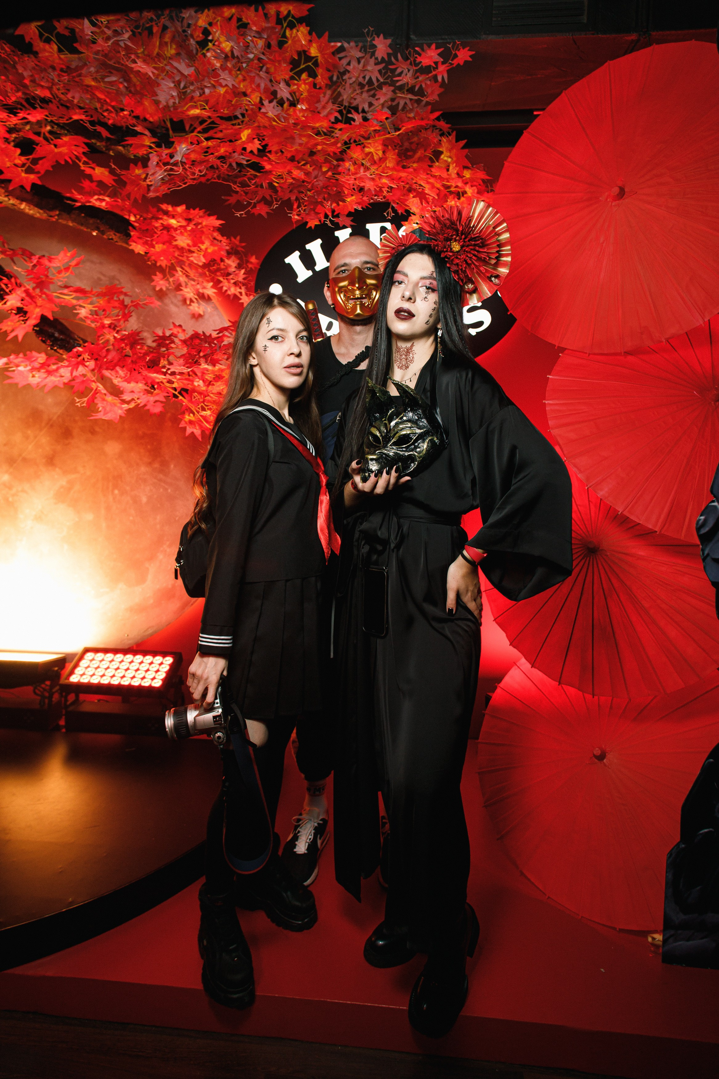 ILLEGAL FRIENDS | ASIA. СВОИ. ФОТООТЧЕТЫ-СОБЫТИЯ-МЕСТА