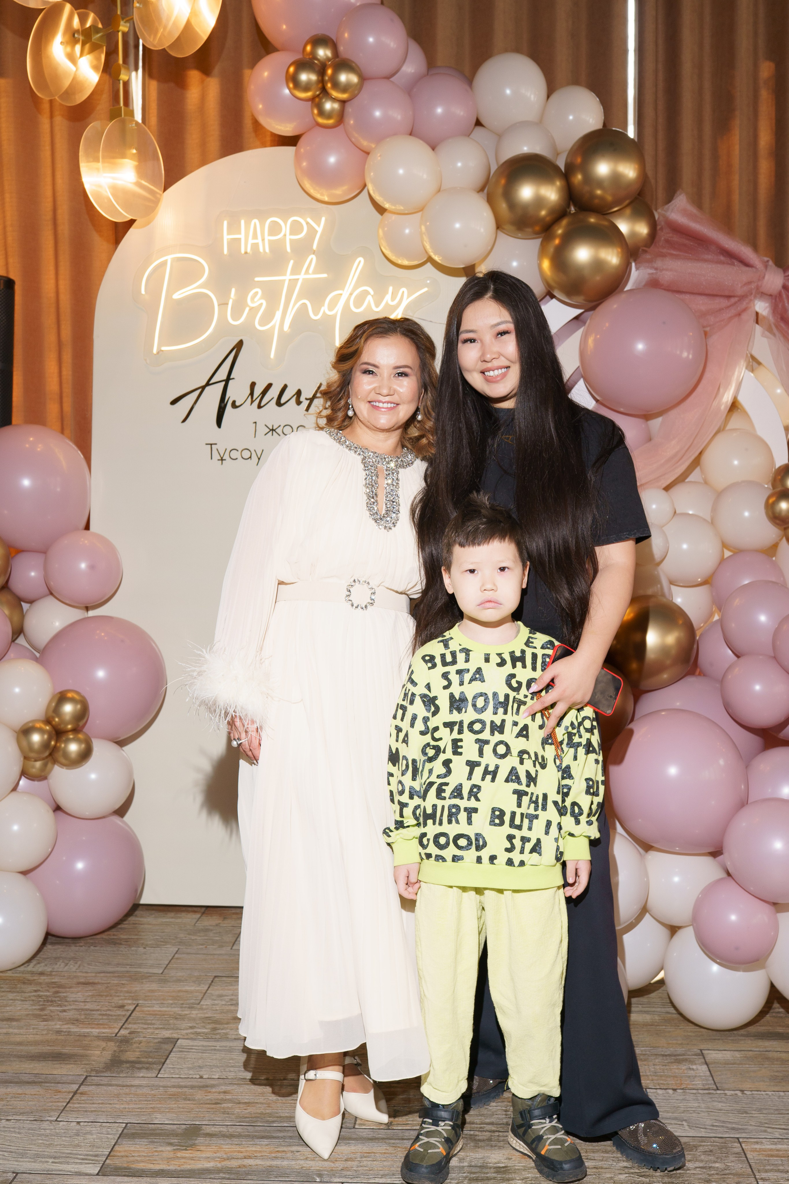 Амина — Тұсау кесер — 1 годик малышке