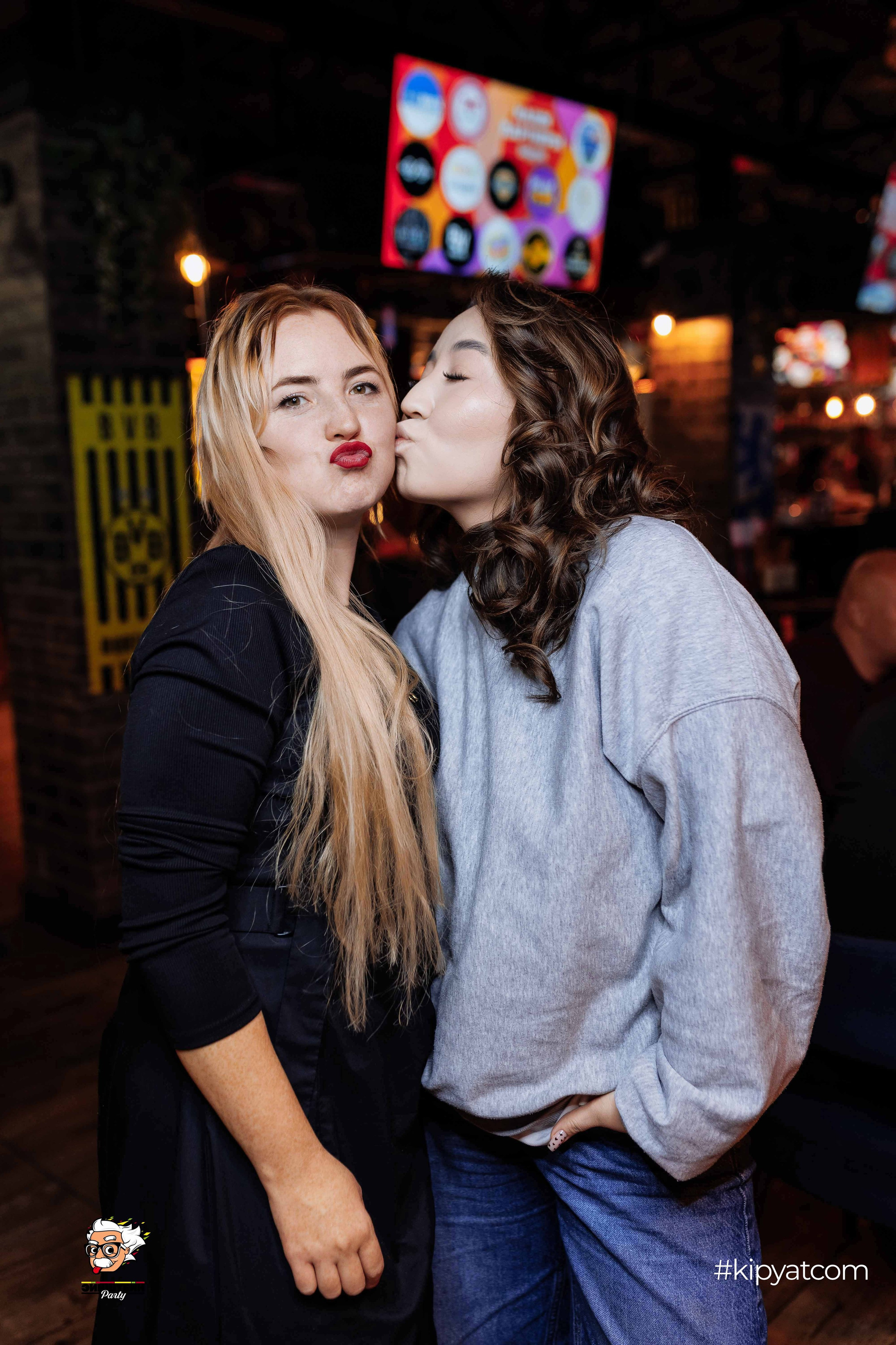 Эйнштейн Party