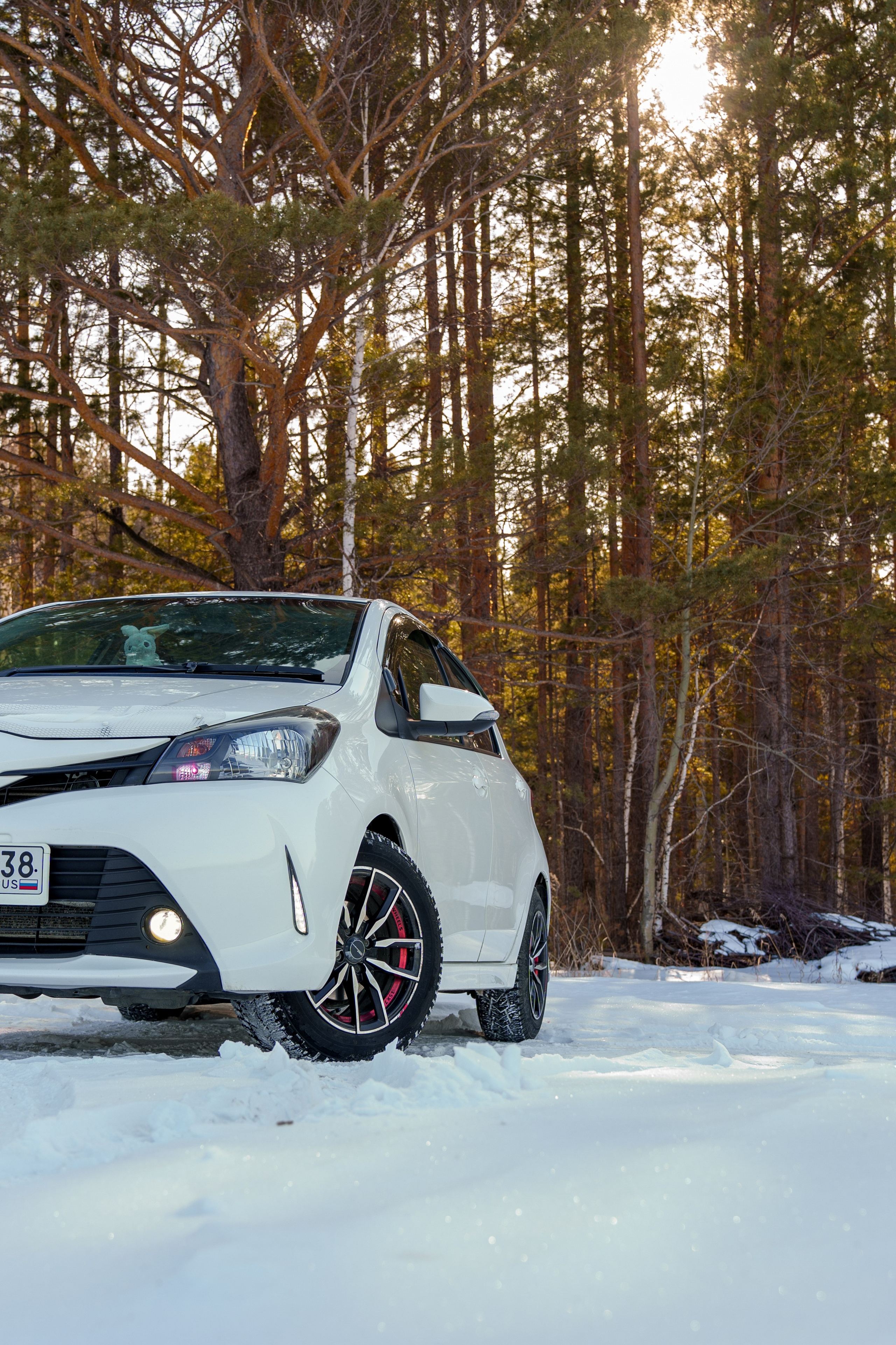 Ульяна и Toyota Vitz 25'. Фотограф, видеограф и пилот дрона на Байкале