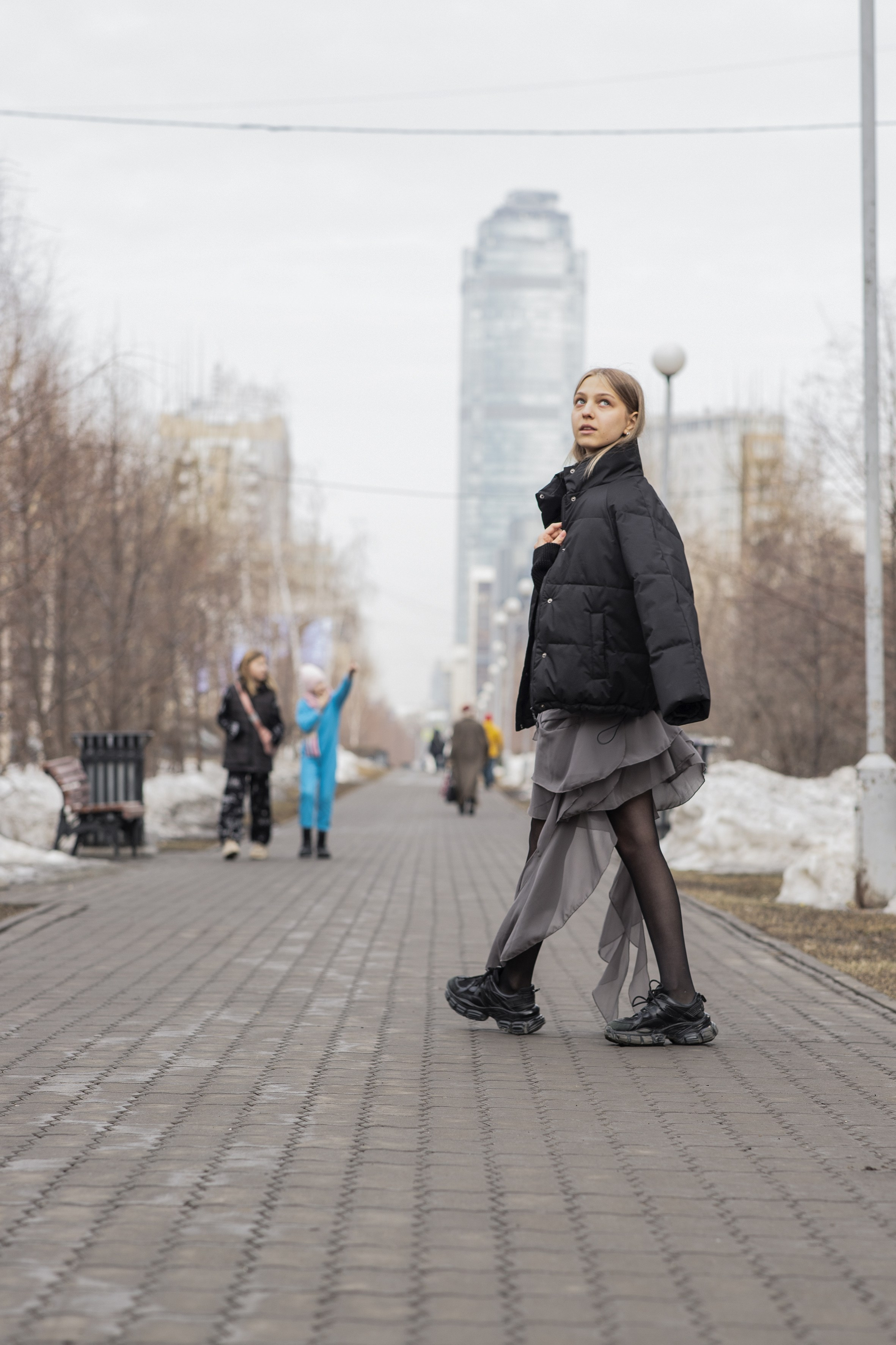 Студийные и уличные портретные фотосессии. Леся Мосеева / Фотограф в Москве