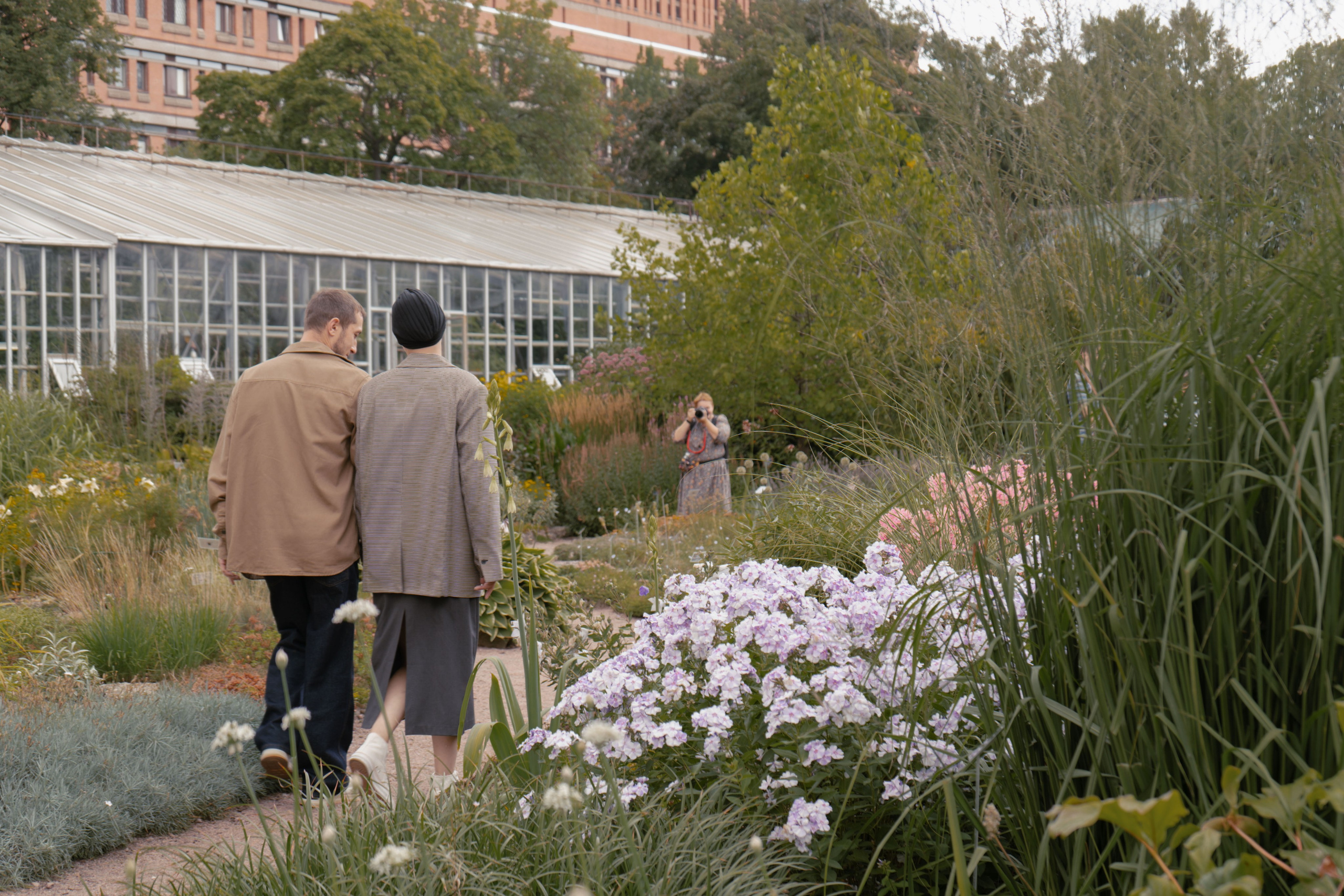 Бэкстейдж фотосессии подопечных фонда Адвита и их семей. Юля Мурашова портретный и документальный фотограф