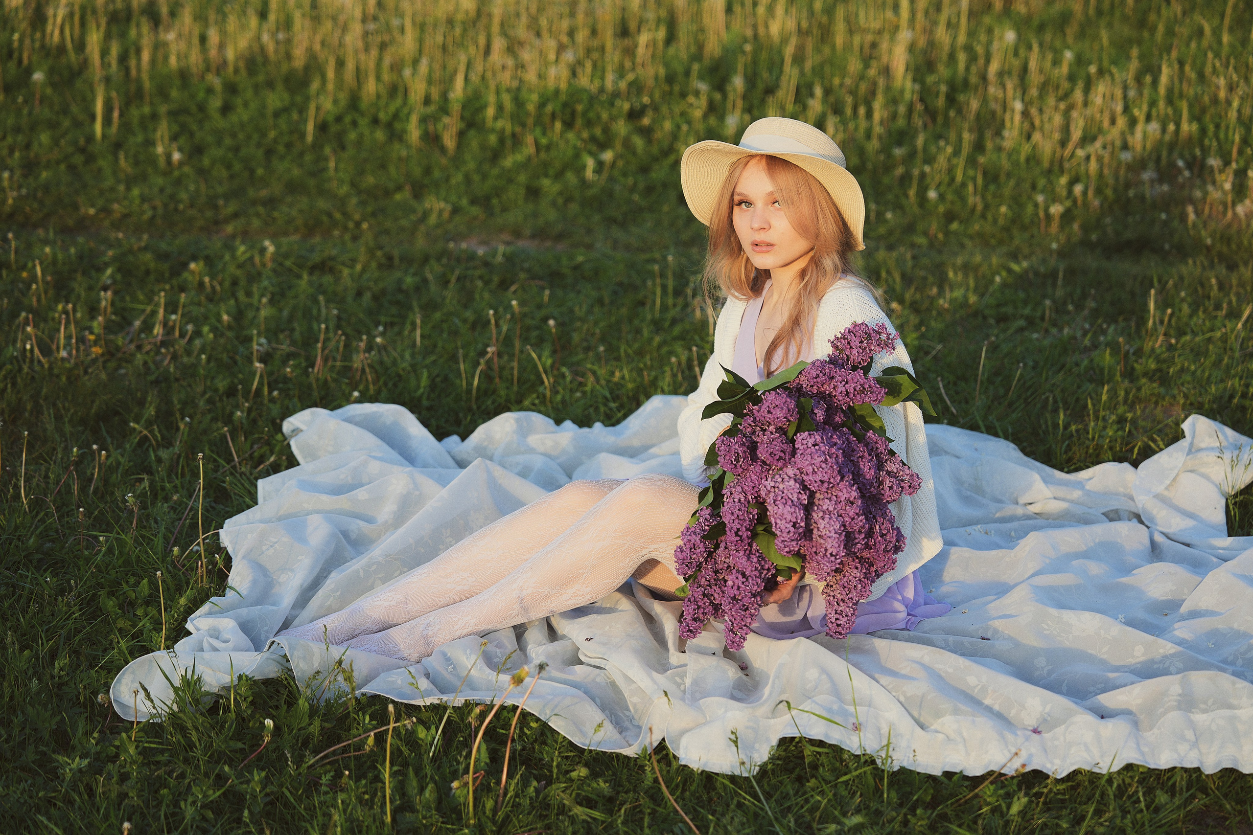 Съемка Кати в поле. Фотограф Светлана Боровикова в Домодедове