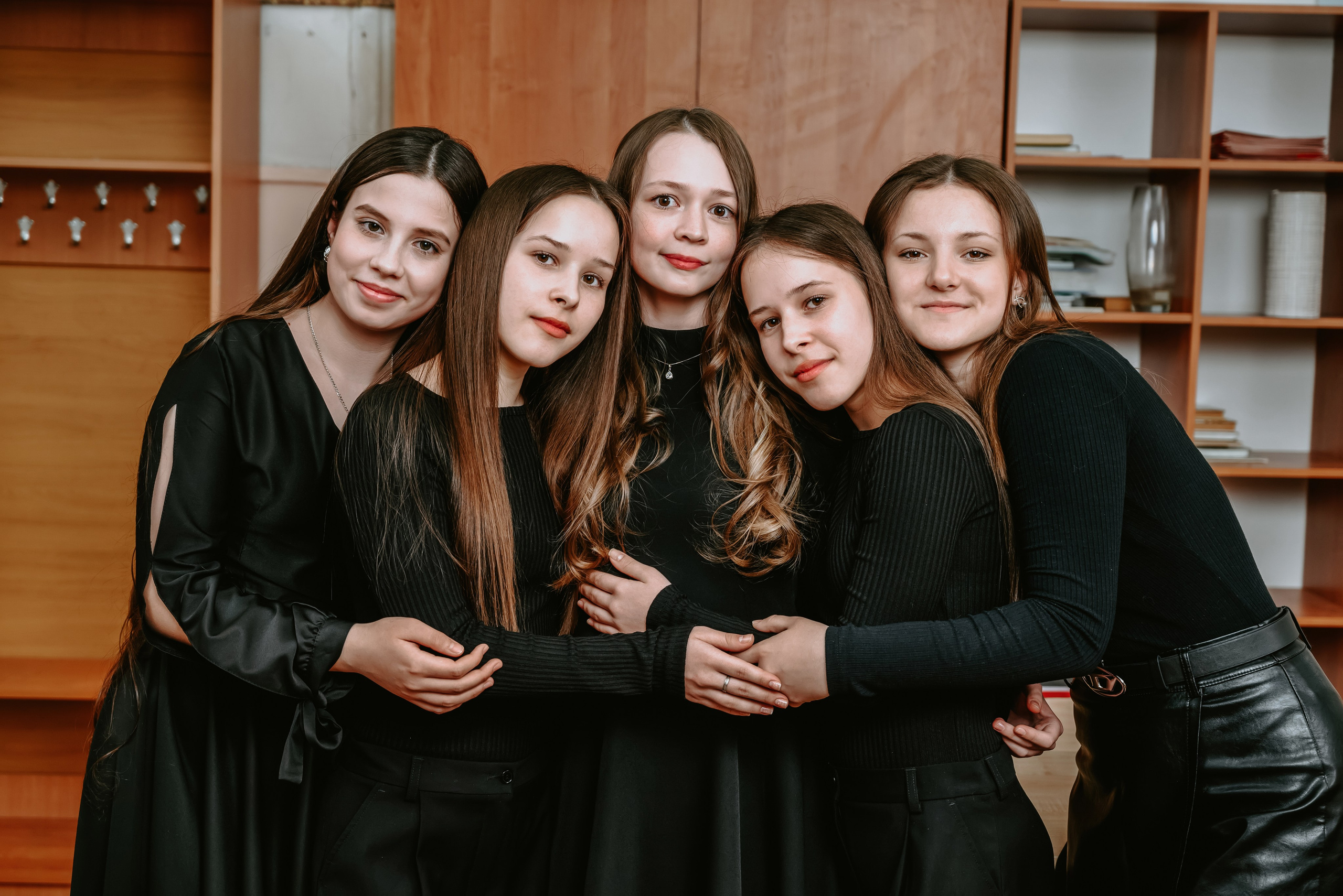 Старшая школа. Фото. Современные выпускные альбомы. Воткинск