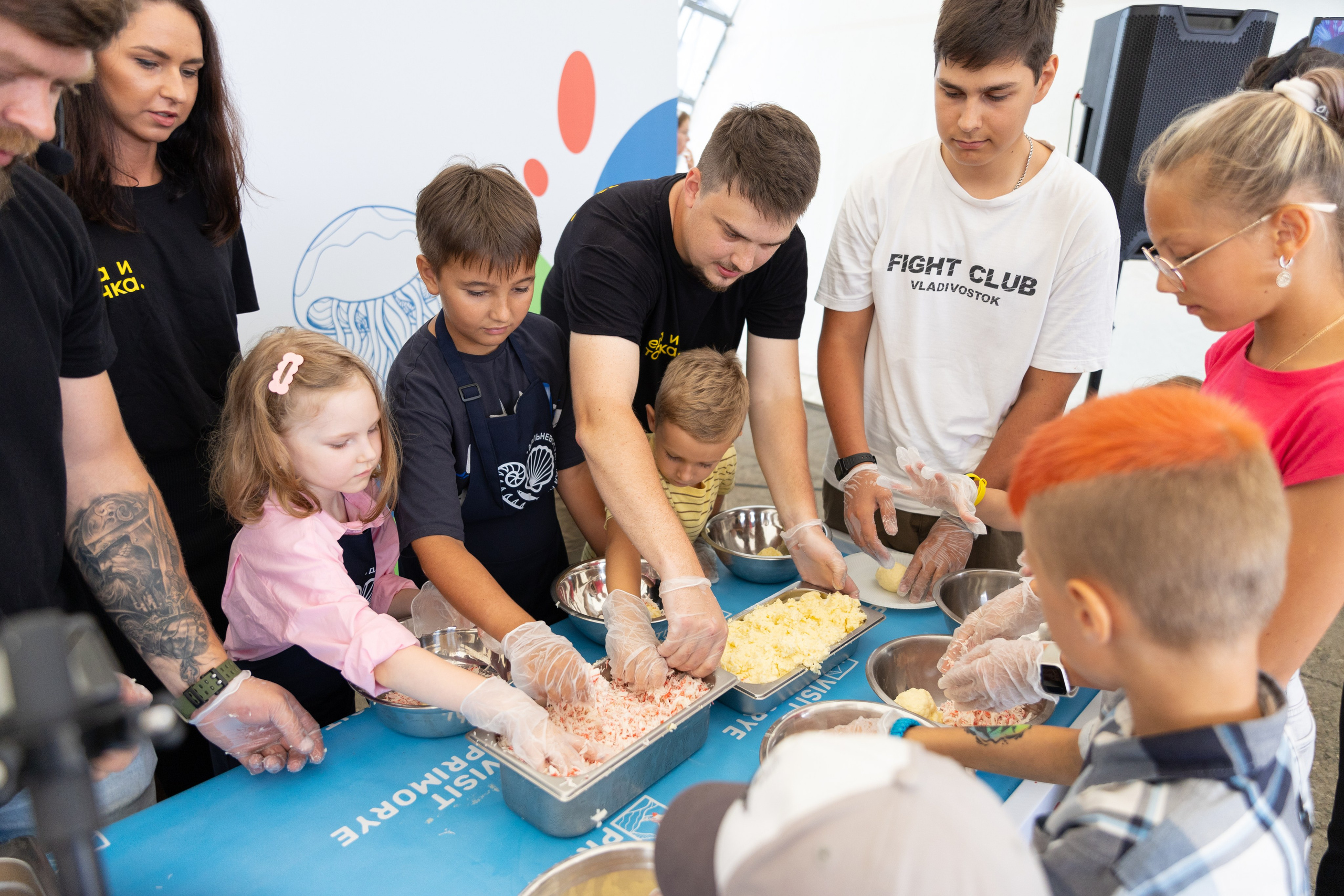 День рыбака. Владивосток 2025. Олег Катакинов| Репортажный фотограф в городе у моря (Владивосток)