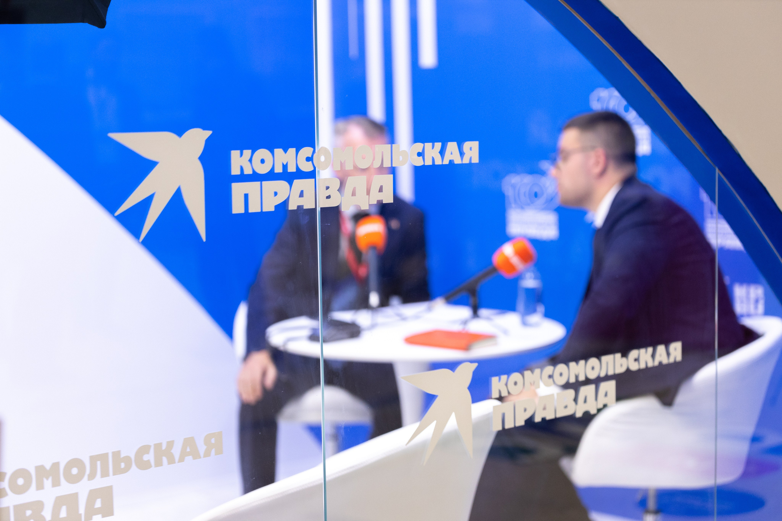 ВЭФ 2025. Олег Катакинов| Репортажный фотограф в городе у моря (Владивосток)