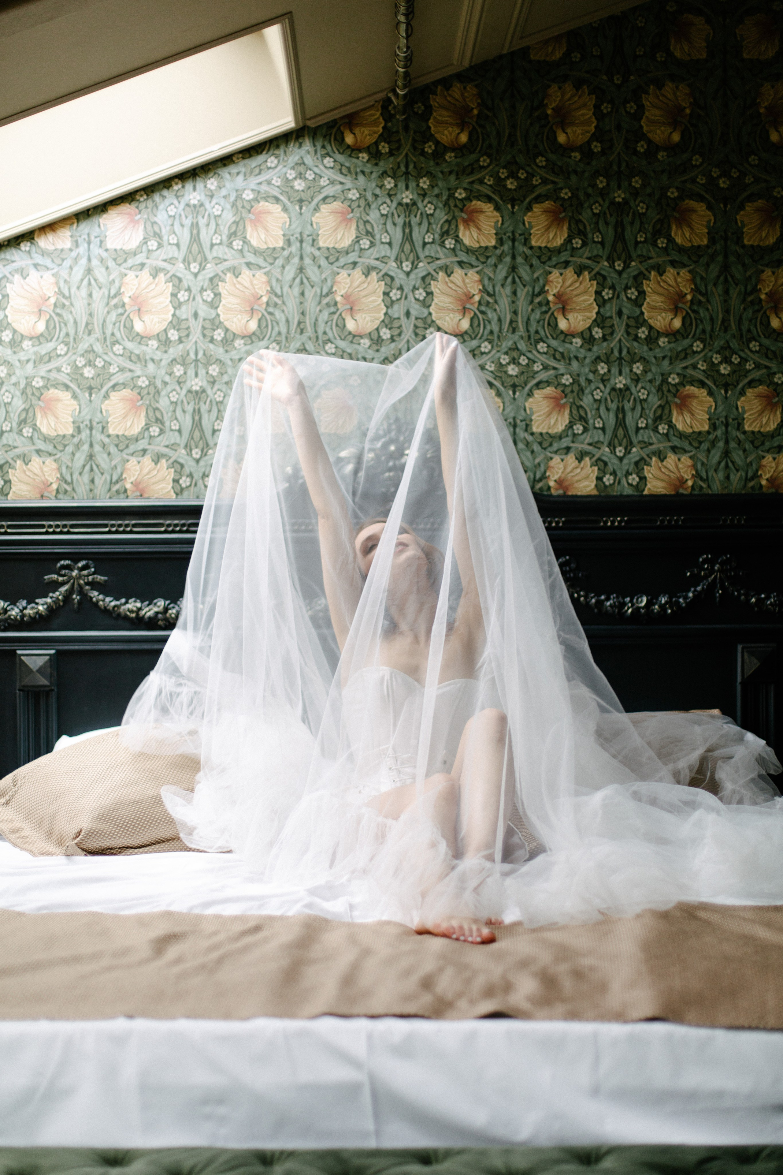 Свадебная фотосессия в бутик отеле Арбат 6, свадебный фотограф в Москве