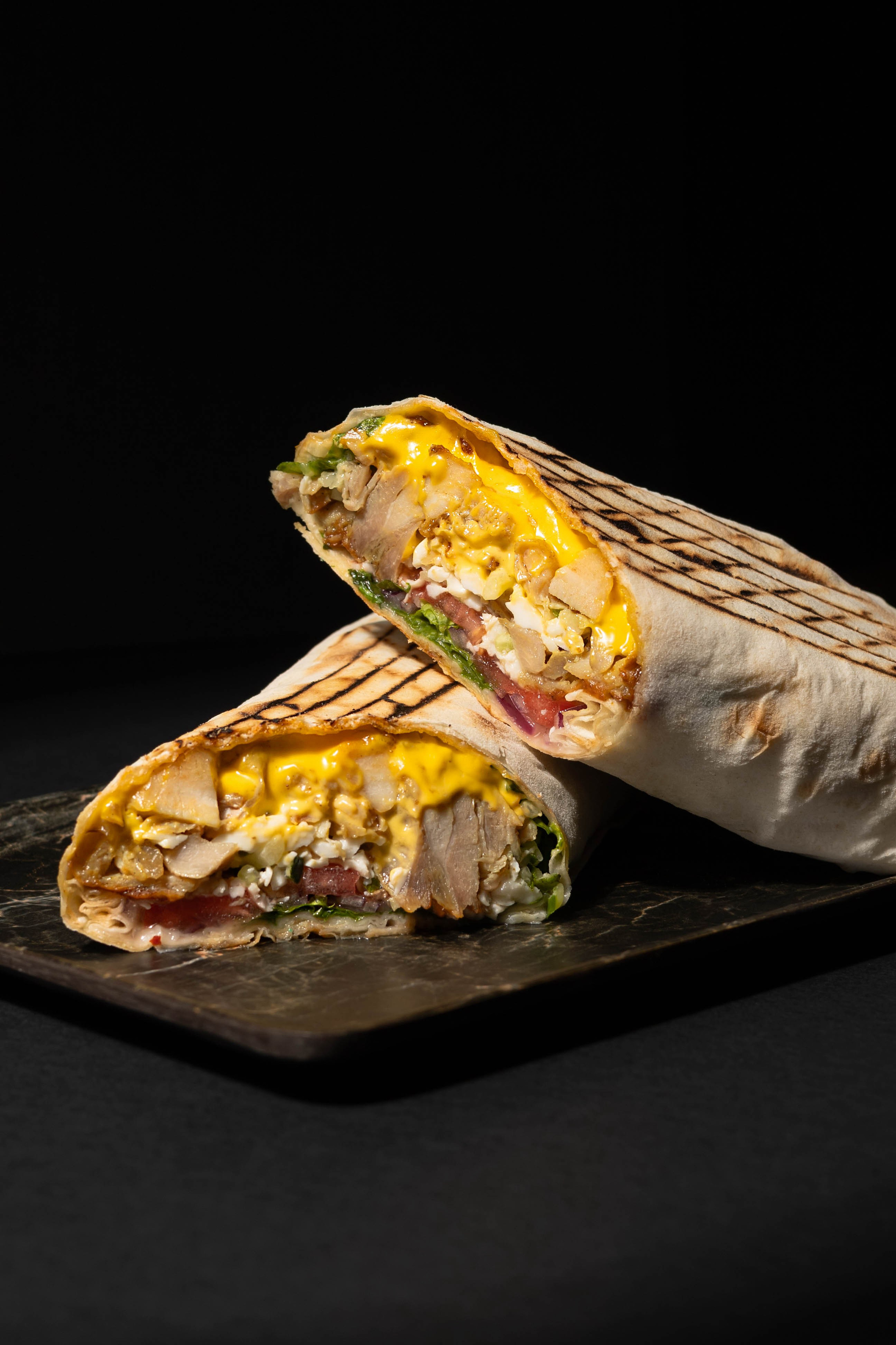 Фуд-фото для «Dzma burger&shawarma». Предметный фотограф в Грузии