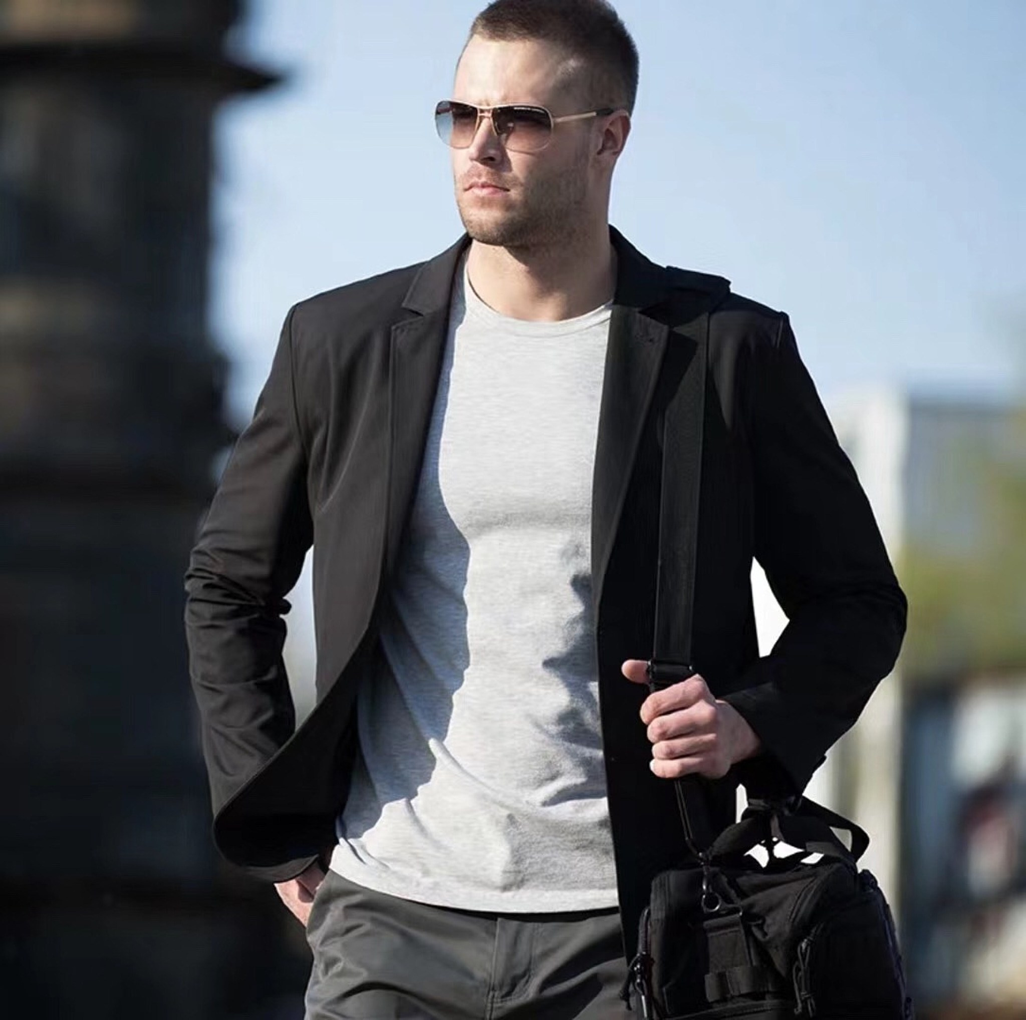 Парень модель. Продакшен г. Москва съемка мужской одежды, мужские модели, фото и видео, организация под ключ