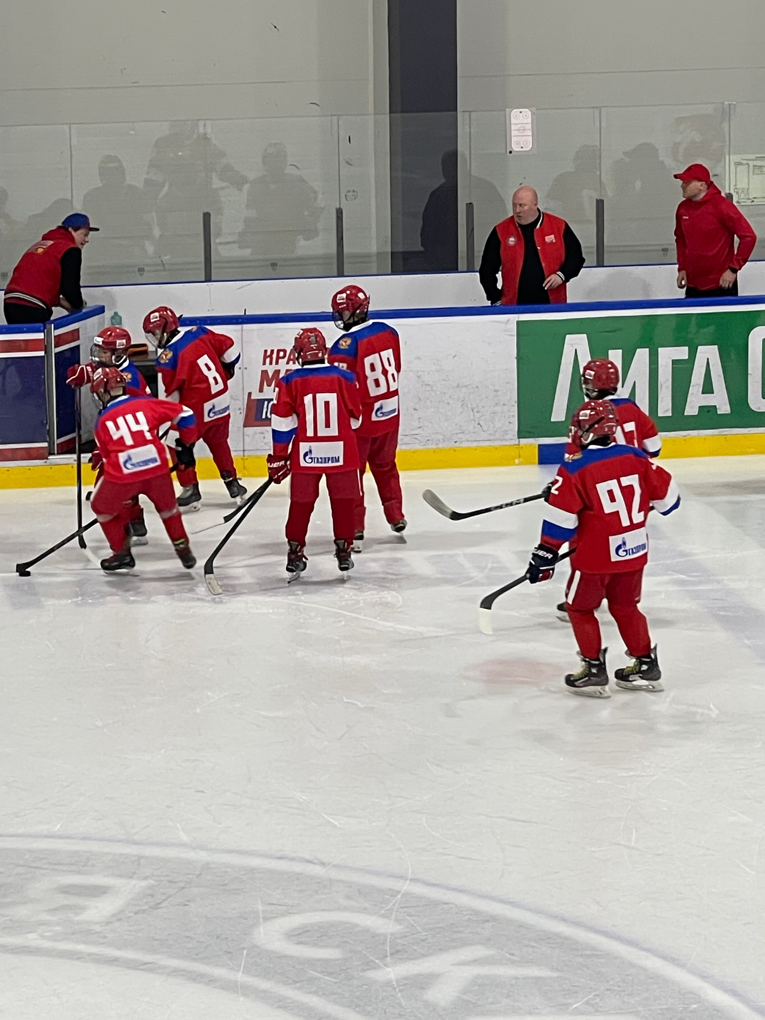 BACKSTAGE GALLERY. «MAK FLAME»