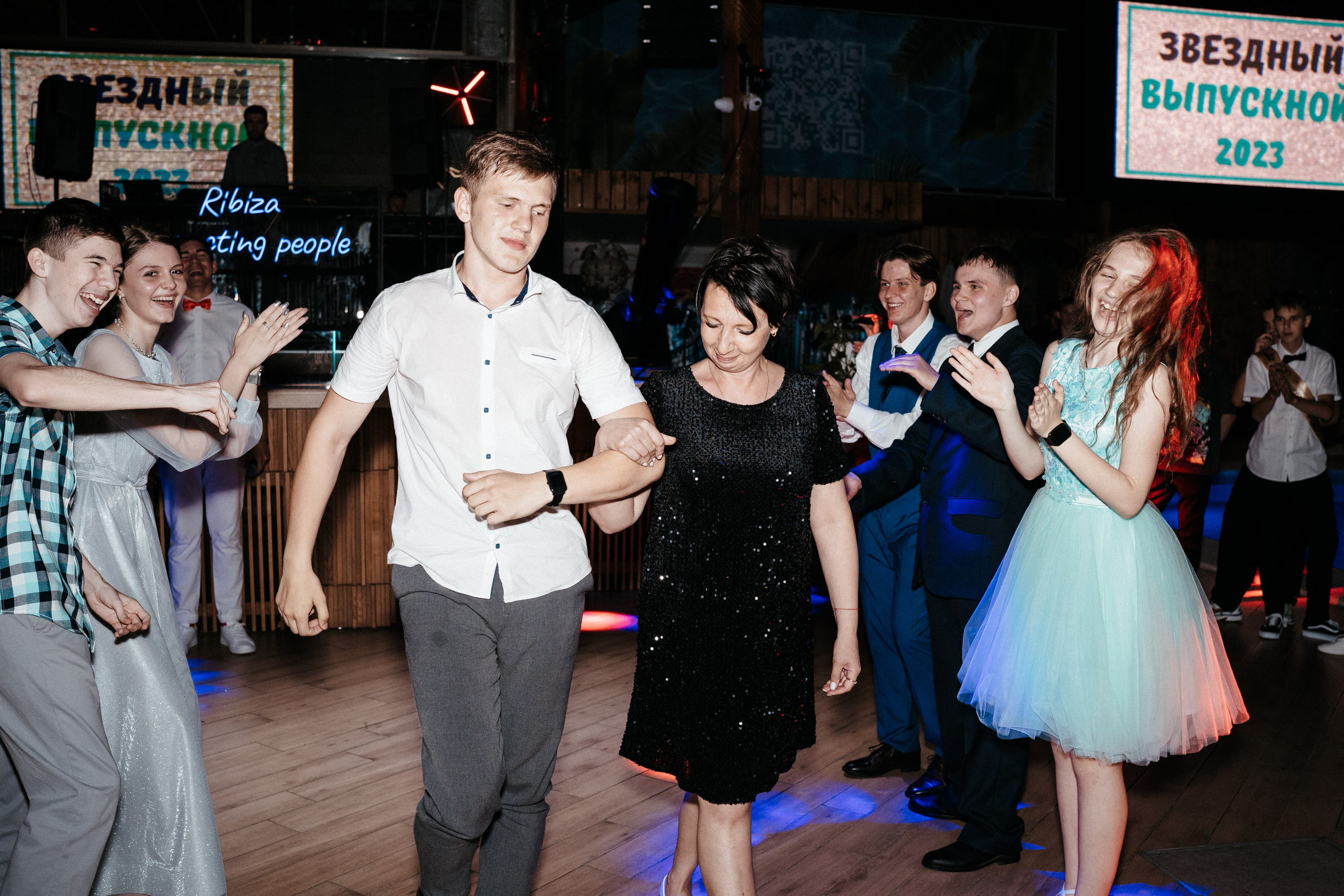 Выпускной «Ribiza». Свадебный фотограф в Симферополе