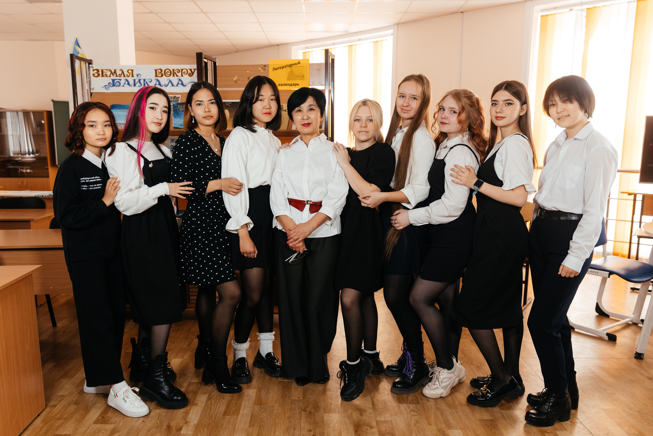 Фотосессия в школе. СОШ 63. Свадебный и семейный фотограф в Улан-Удэ