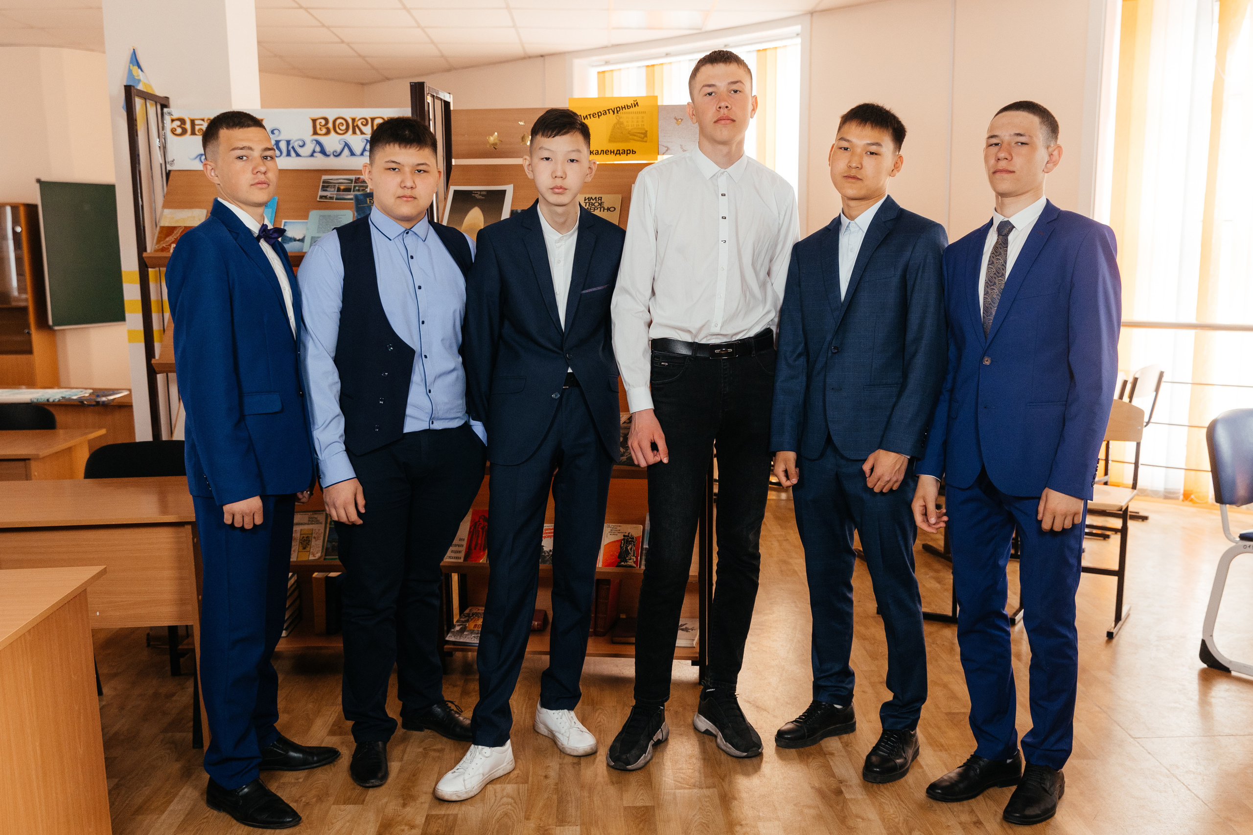 Фотосессия в школе. СОШ 63. Свадебный и семейный фотограф в Улан-Удэ