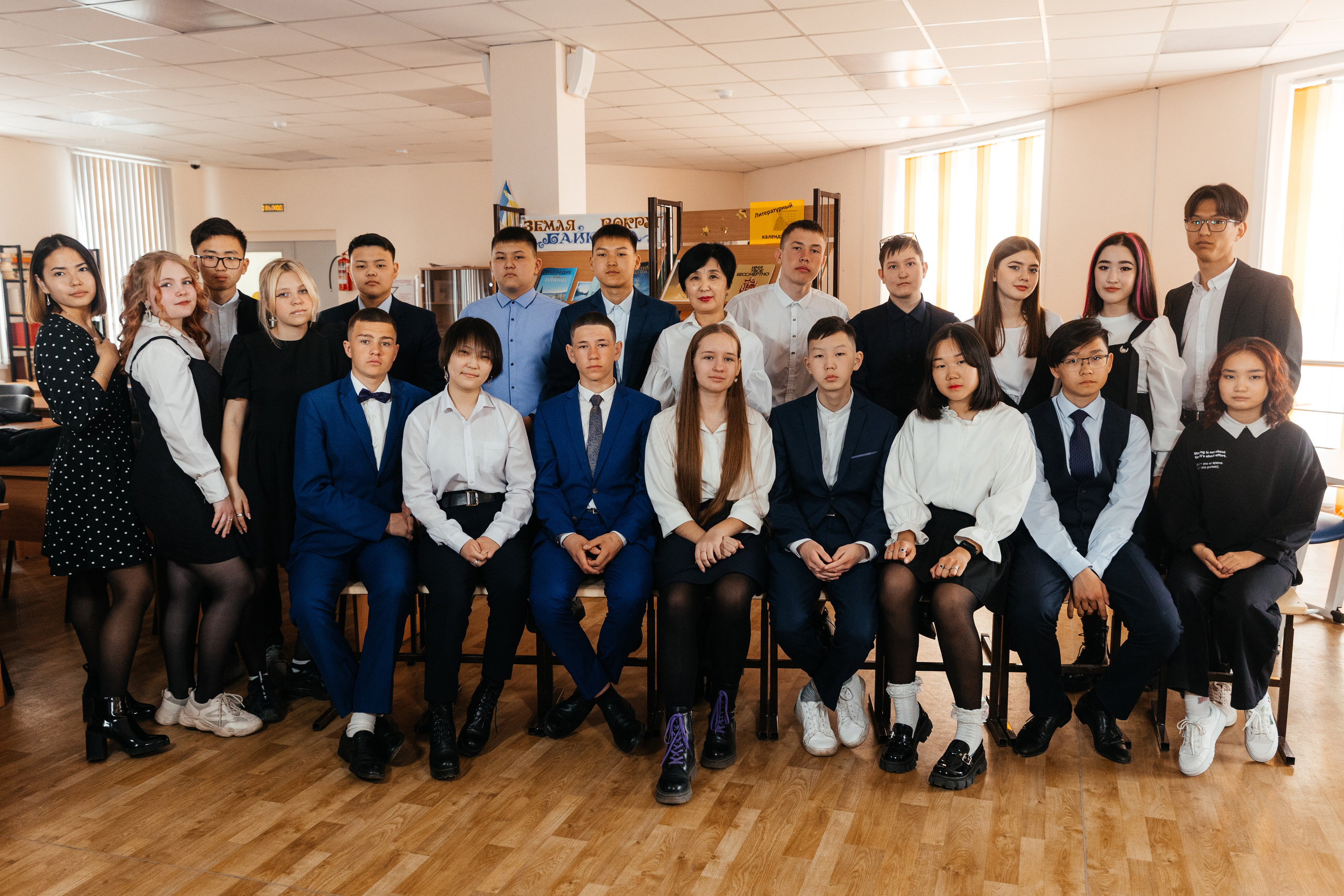 Фотосессия в школе. СОШ 63. Свадебный и семейный фотограф в Улан-Удэ