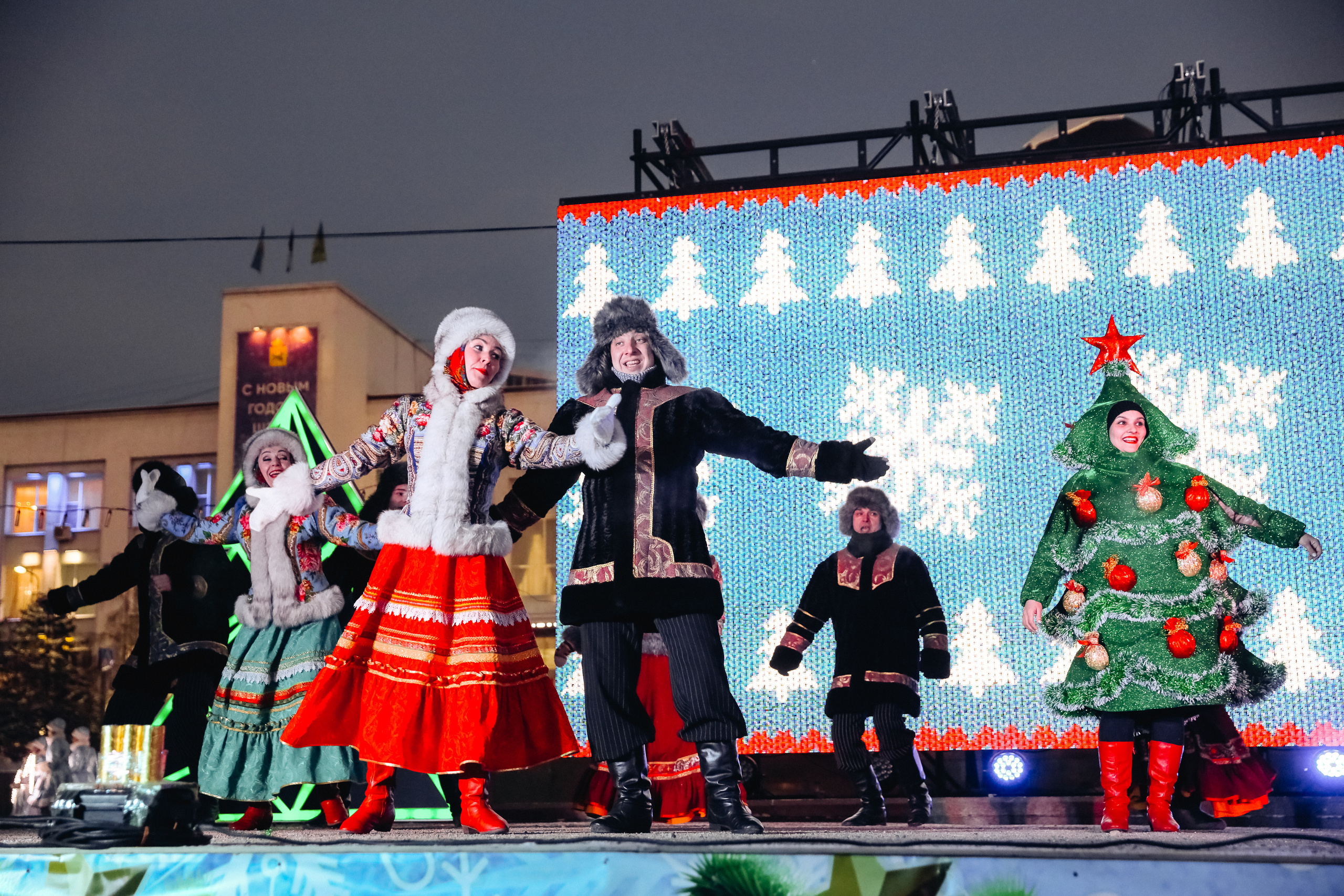 Открытие городской ёлки г. Улан-Удэ. Свадебный и семейный фотограф в Улан-Удэ