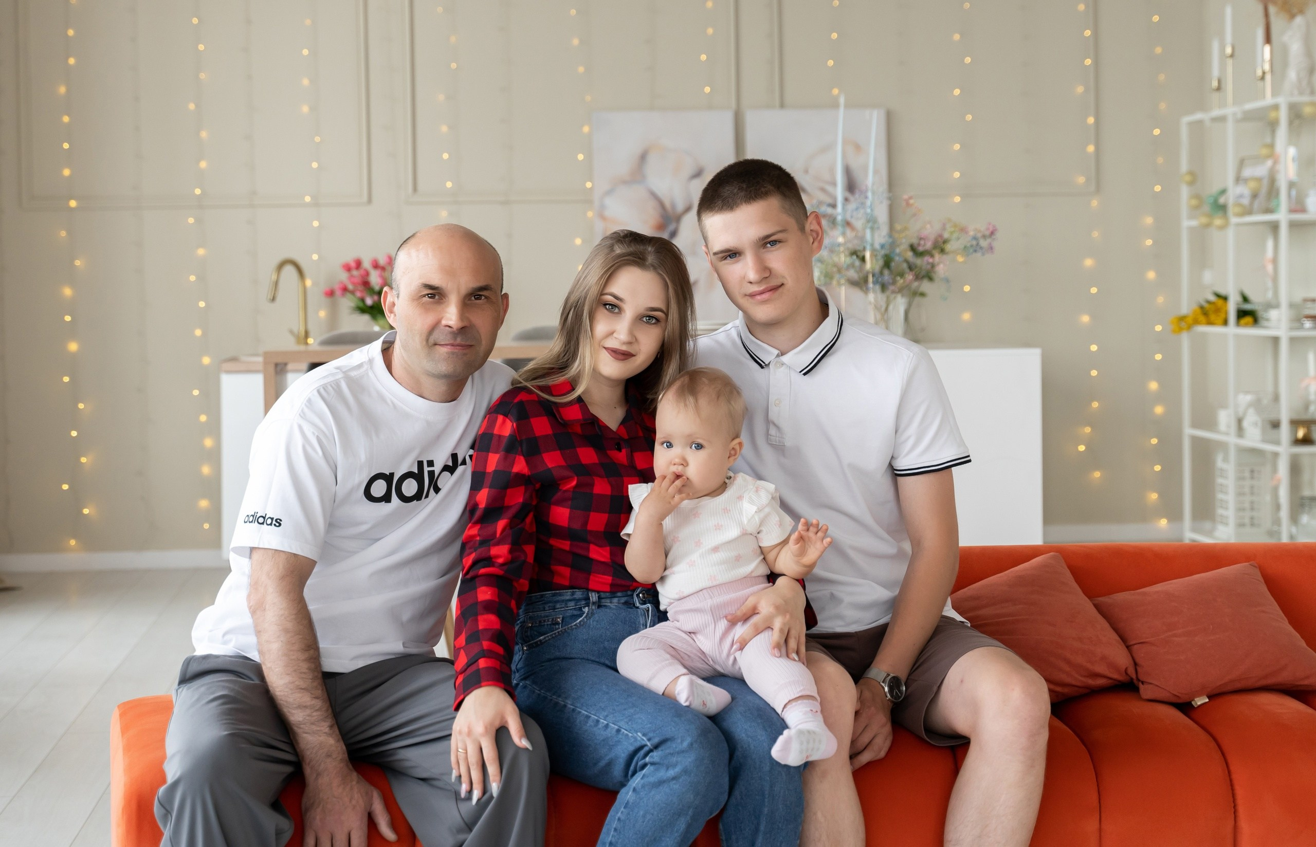 Cake smash. Фотостудия Малина в городе Улан-Удэ. Фотограф Ирина Жарникова