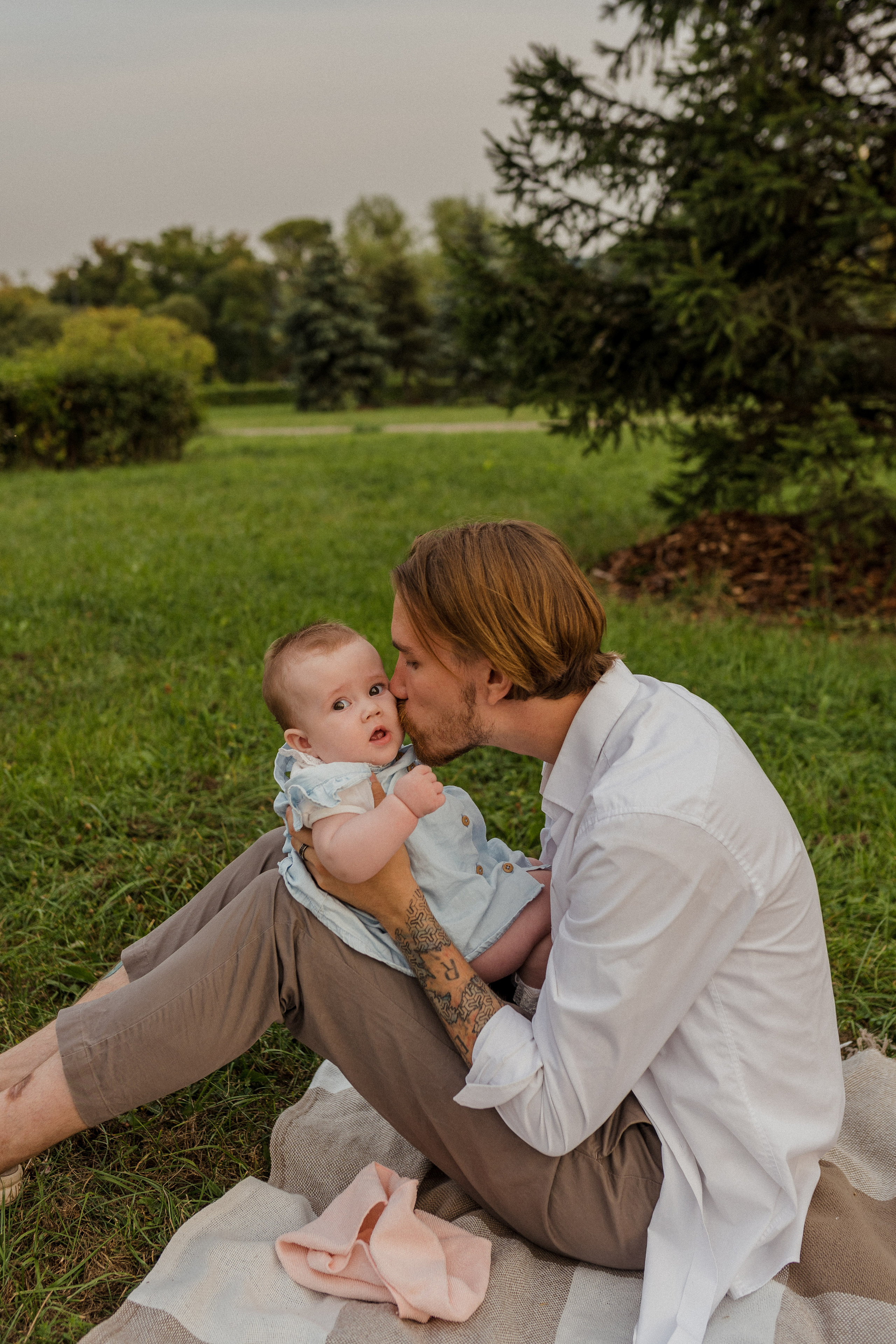 Семейная фотосессия в студии в Москве, семейный фотограф Анна Полушина. Свадебный фотограф в Москве Анна Полушина